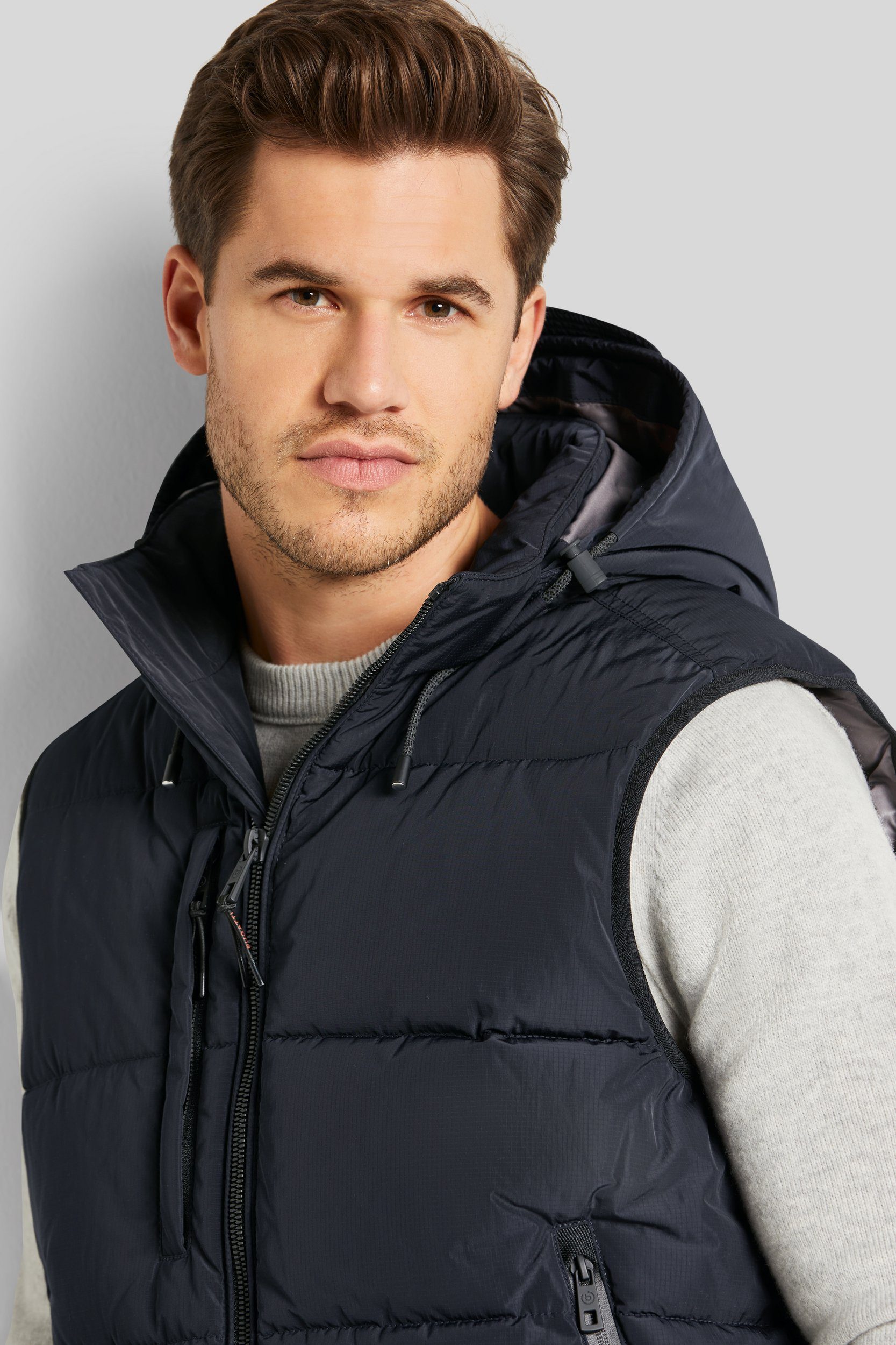 Bugatti Bodywarmer met afneembare capuchon