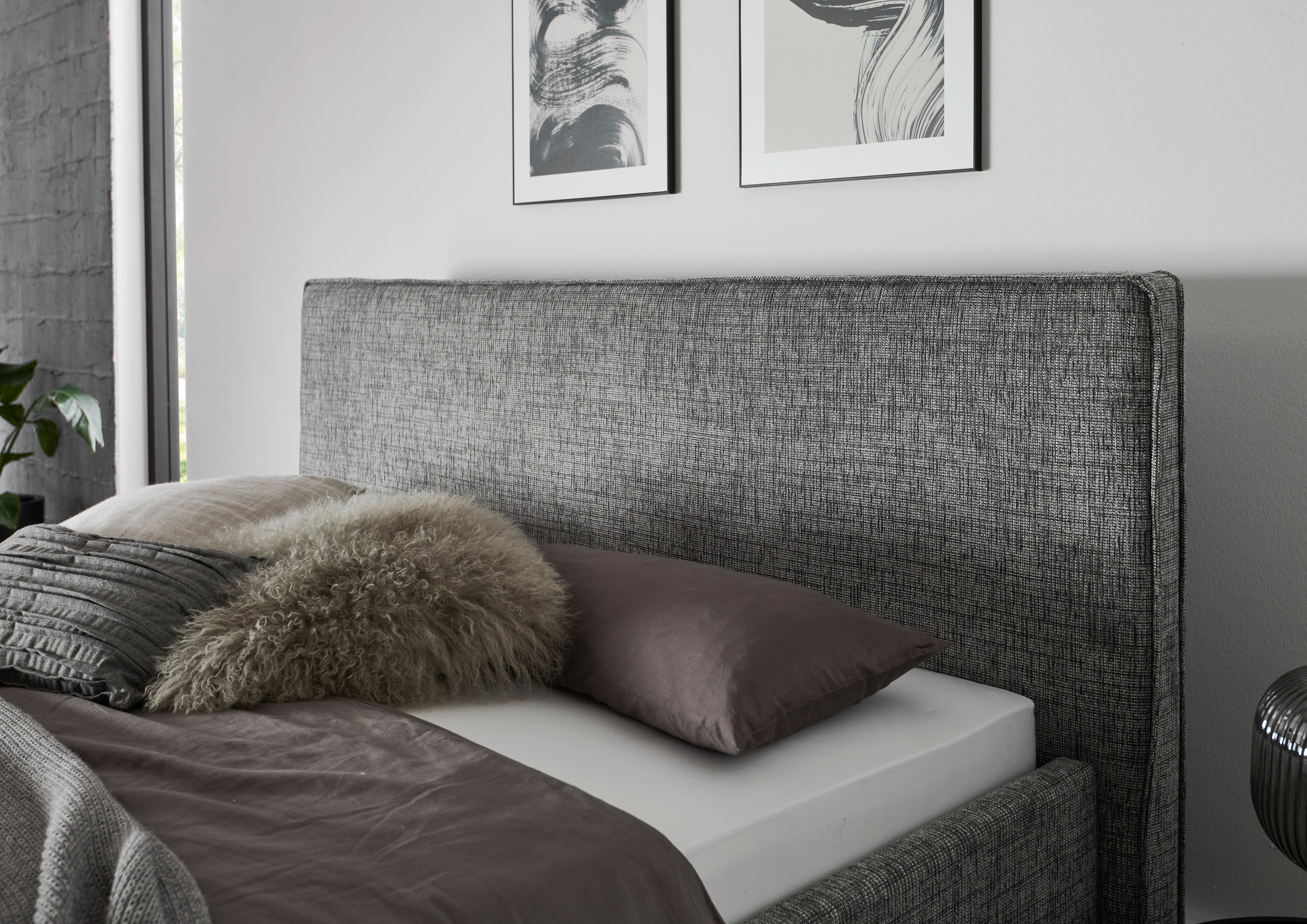 meise.möbel Gestoffeerd bed Riva II met zwarte metalen poten, naar keuze met bedkist