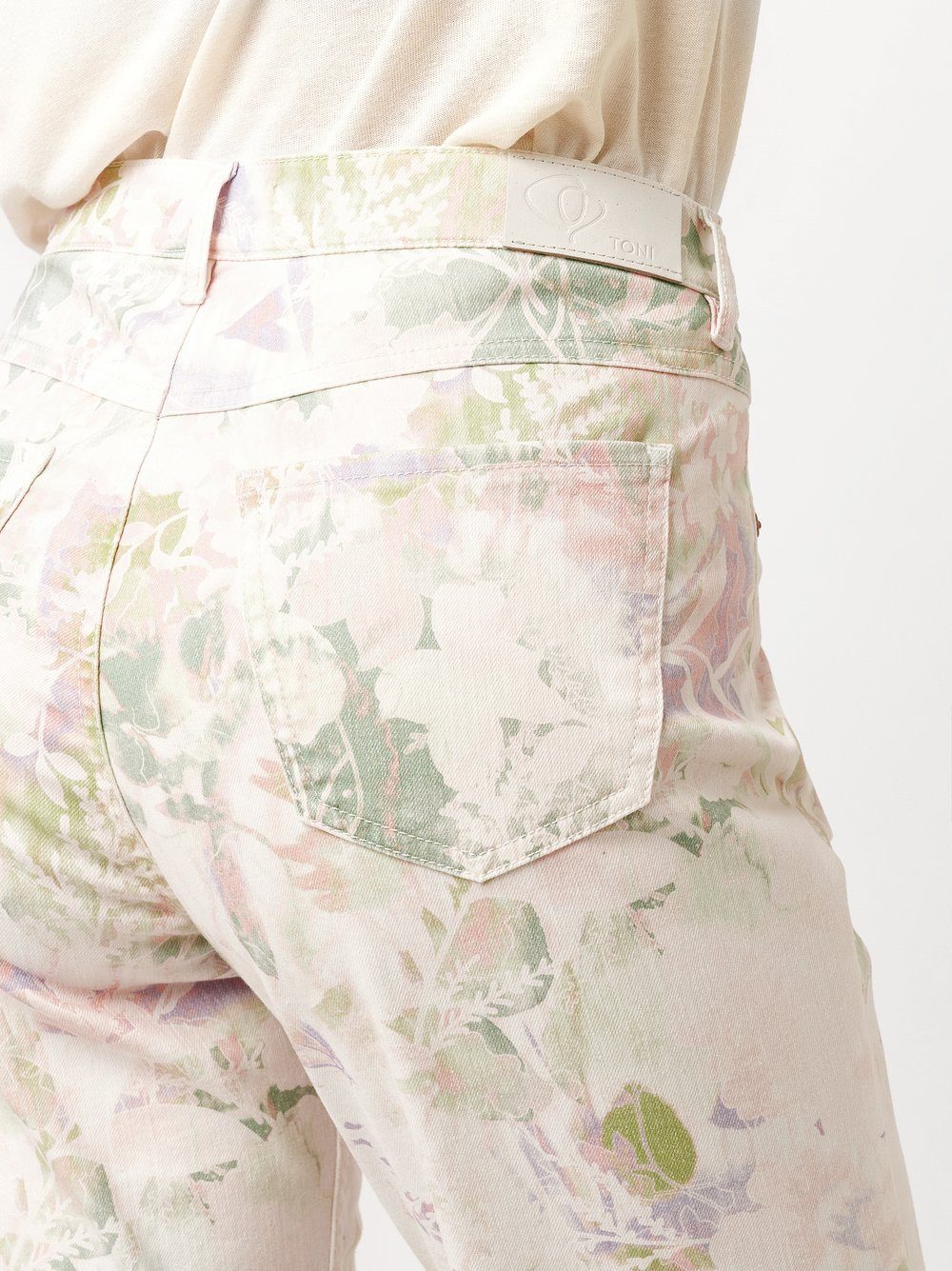 TONI 7/8 jeans Perfect Shape met een bloemmotief