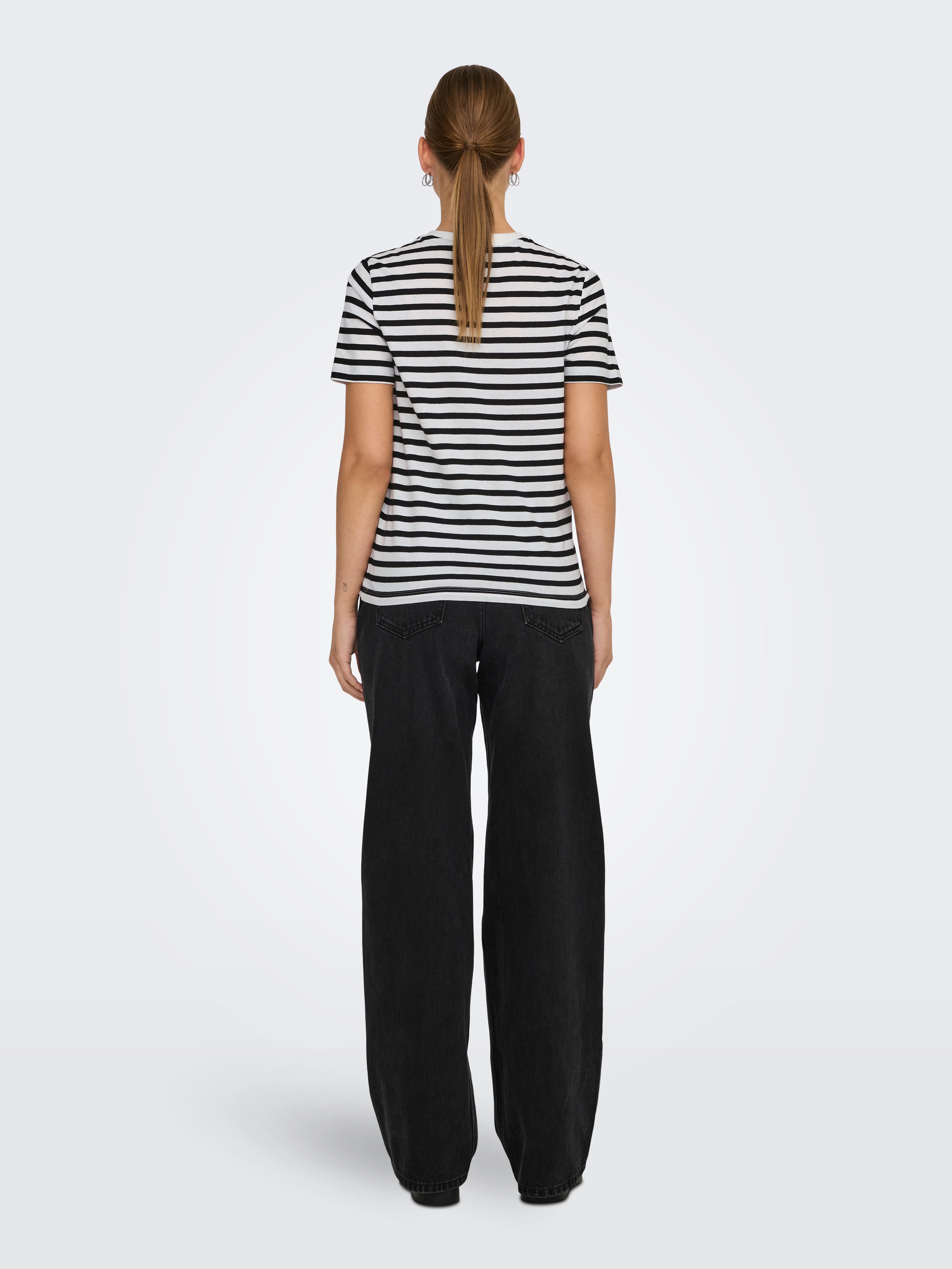 Only Shirt met korte mouwen ONLKITA LIFE REG S/S BOW TOP BOX JRS