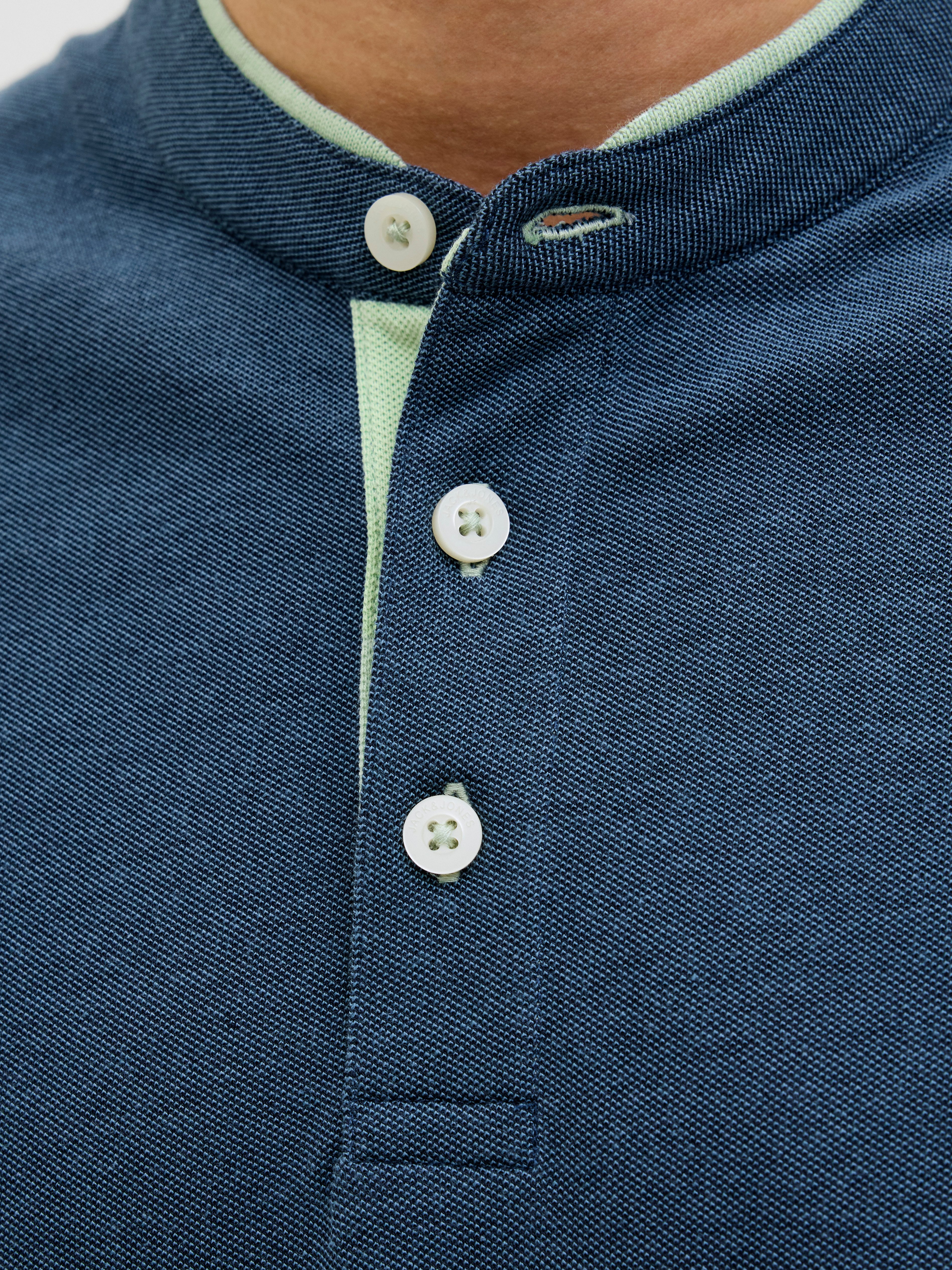Jack & Jones Poloshirt JJEPAULOS MAO POLO met geborduurd logo