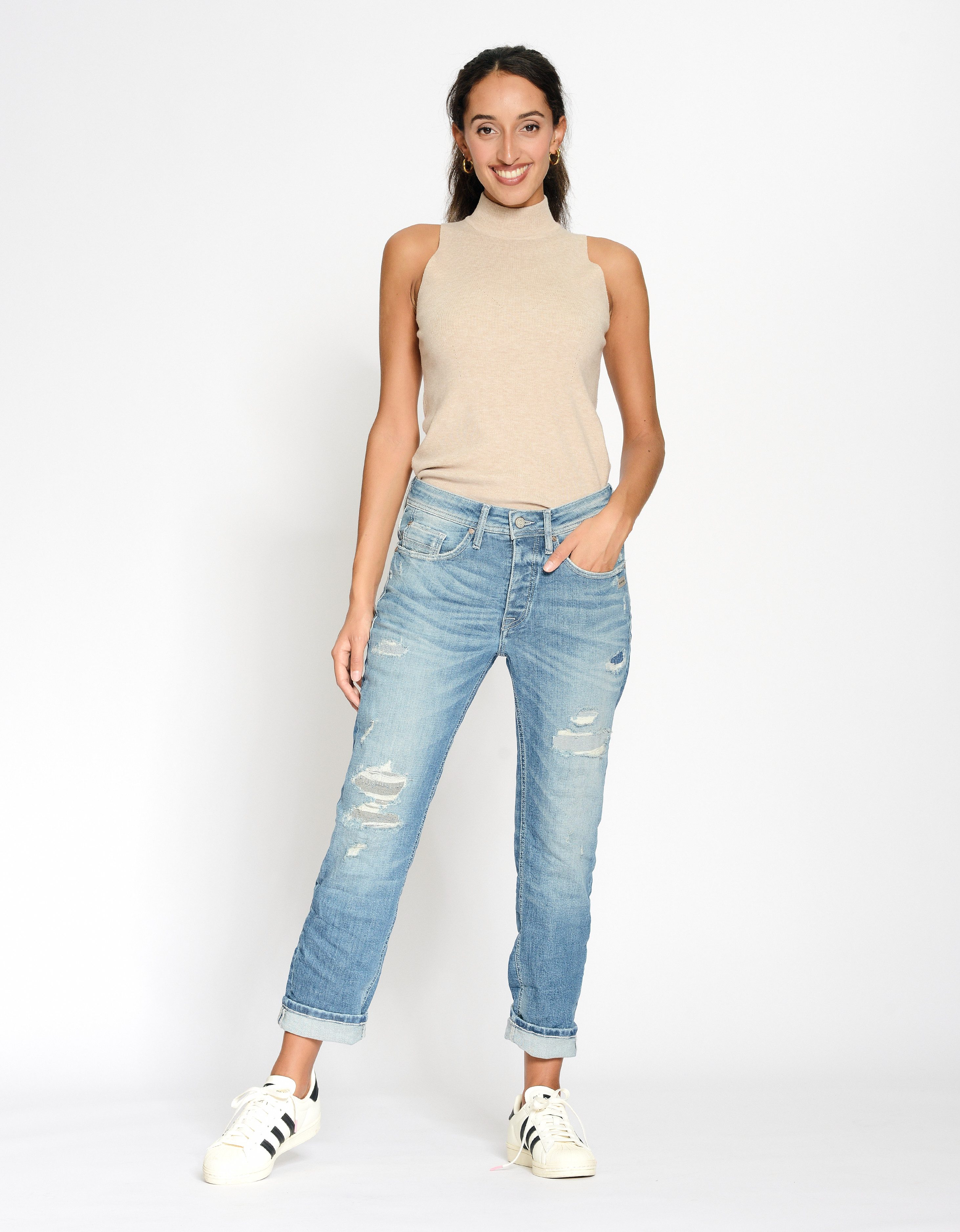 GANG Boyfriendjeans 94NICA CROPPED met rechte en verkorte broekspijpen