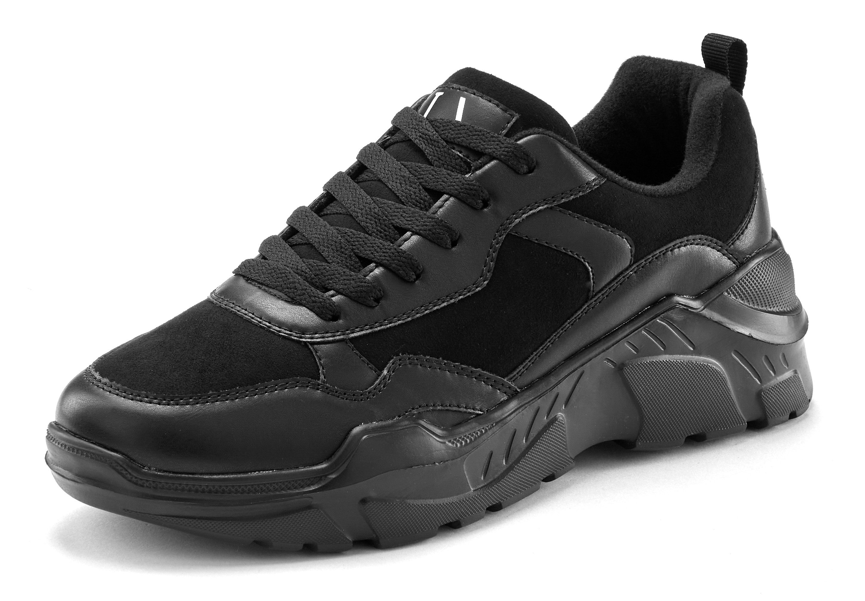 Lascana Sneakers Lage schoen, sportschoen, lichte chunky zool, zachte binnenzool VEGAN