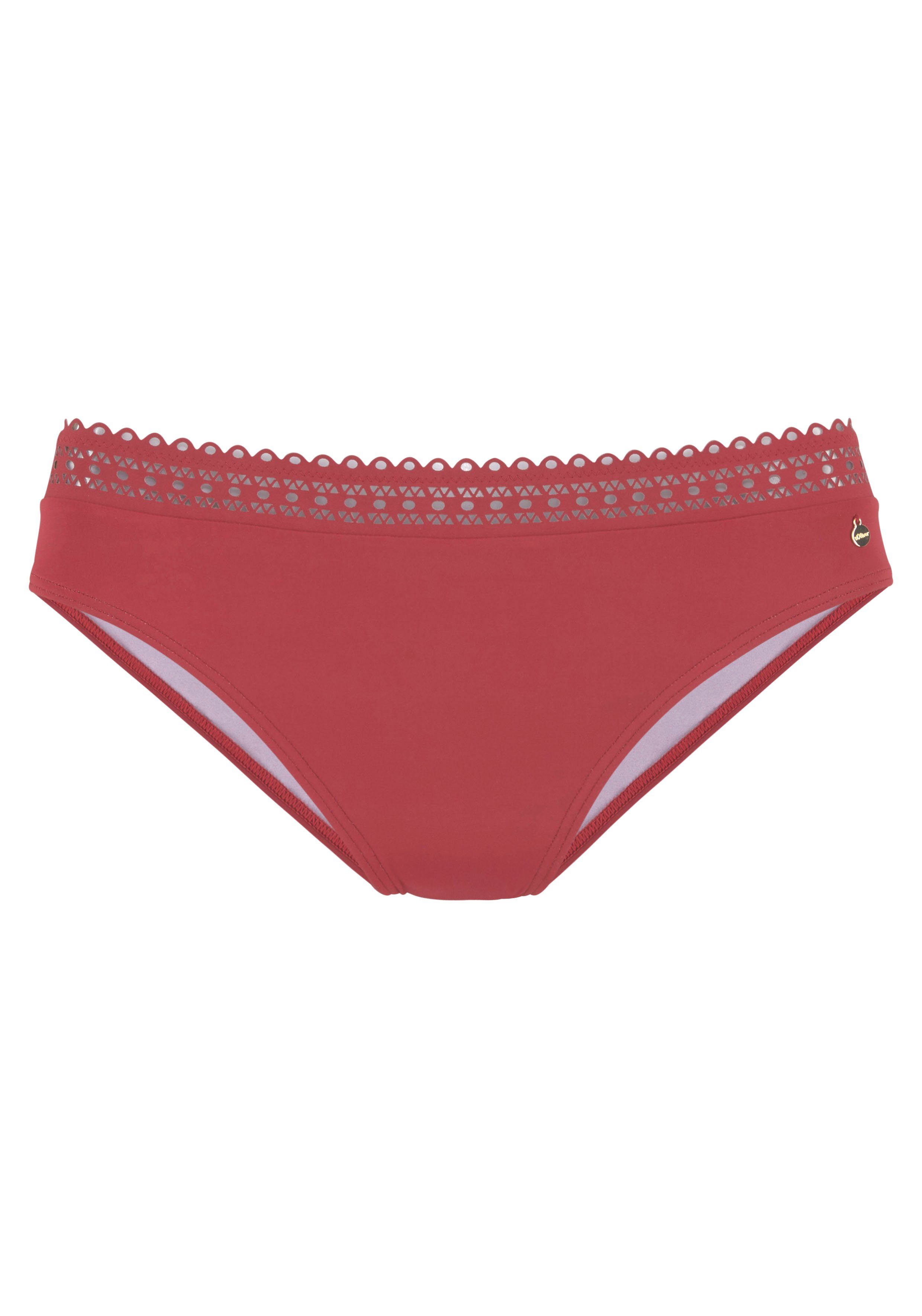 s.Oliver RED LABEL Beachwear Bikinibroekje Aiko met gehaakte look