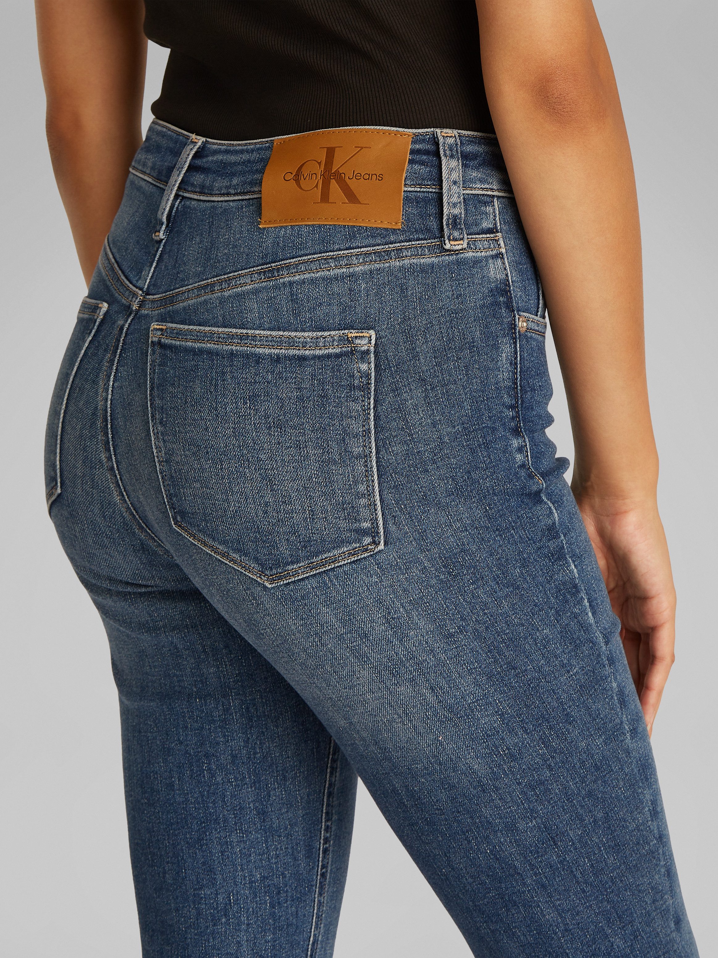 Calvin Klein Bootcut jeans SKINNY BOOTCUT in blauwe wassing