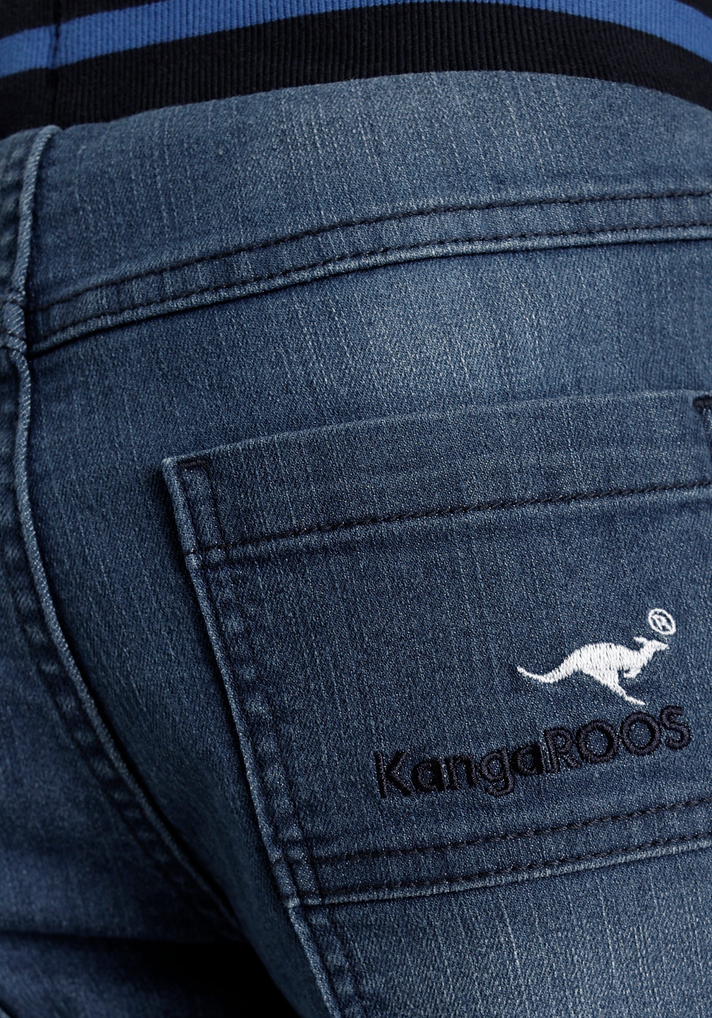 KangaROOS Comfortjeans Stretch jeans with slim leg for boys smalle broekpasvorm, used-wassing, comfortabele taille