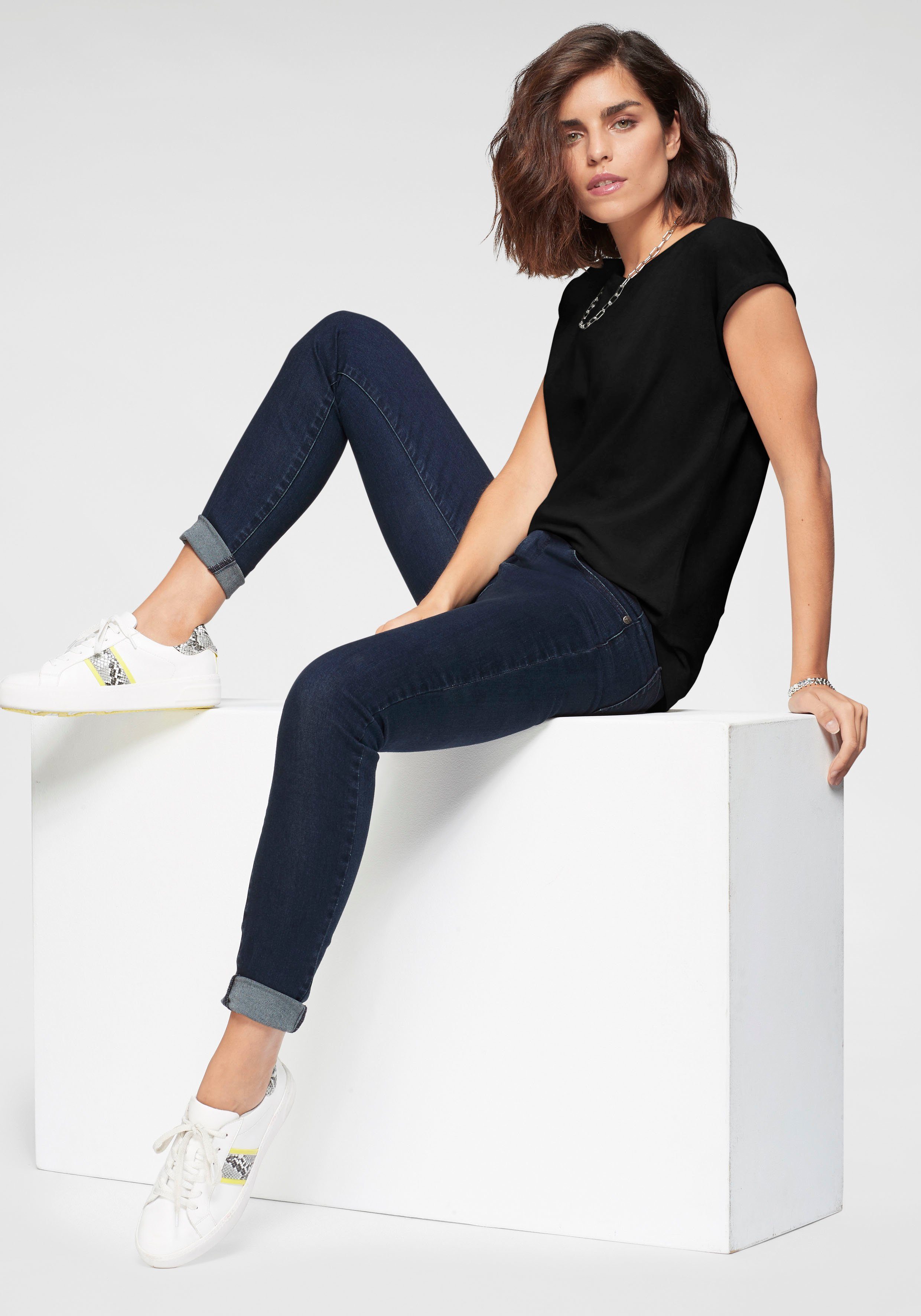 Tamaris T-shirt Korte mouwen, regular fit, effen, met ronde hals