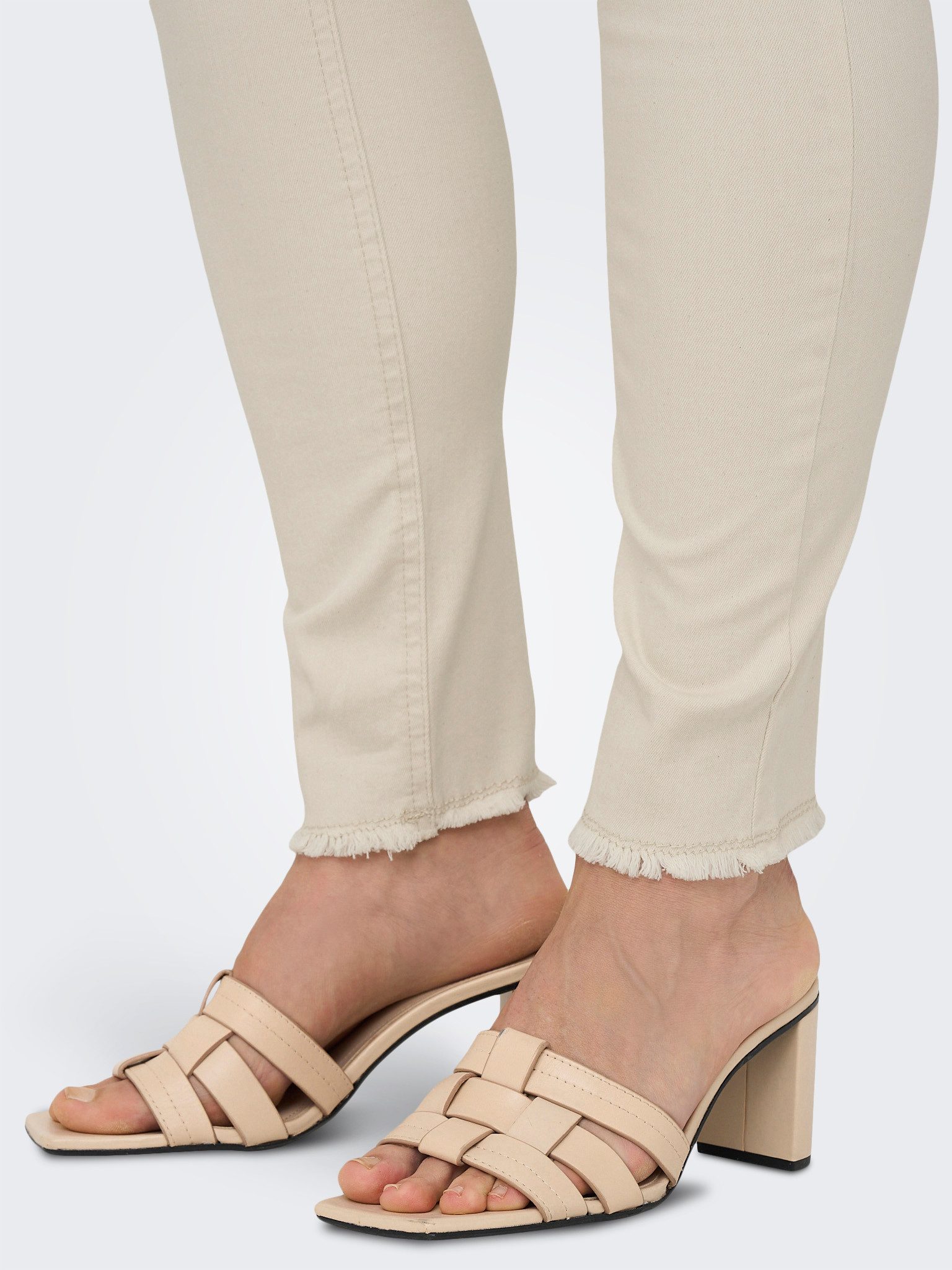 ONLY CARMAKOMA Ankle jeans CARWILLY REG ANK RAW SK DNM DOT019 NOOS