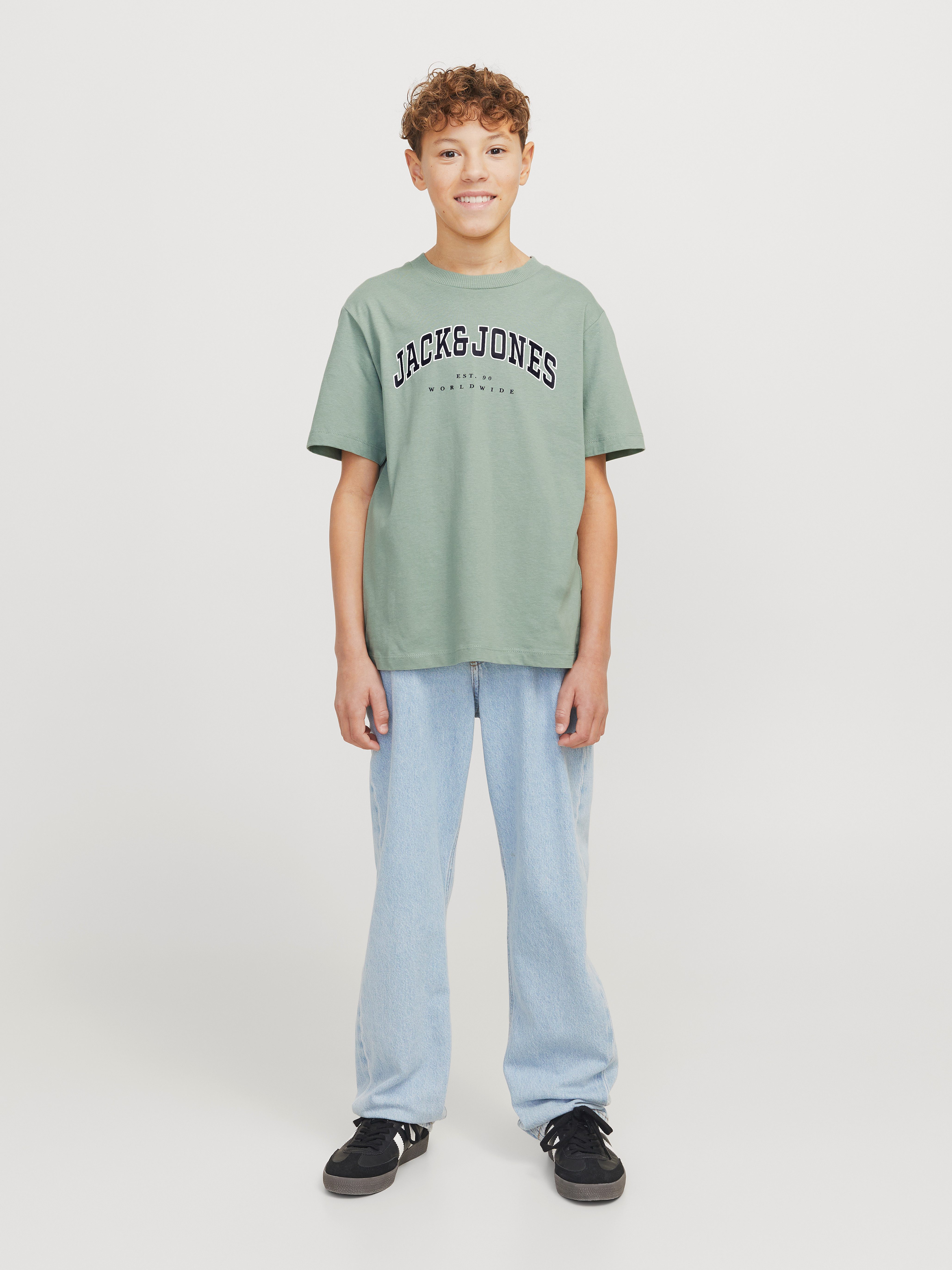 Jack & Jones Junior Shirt met ronde hals JJECALEB VARSITY TEE SS O-NECK NOOS JNR