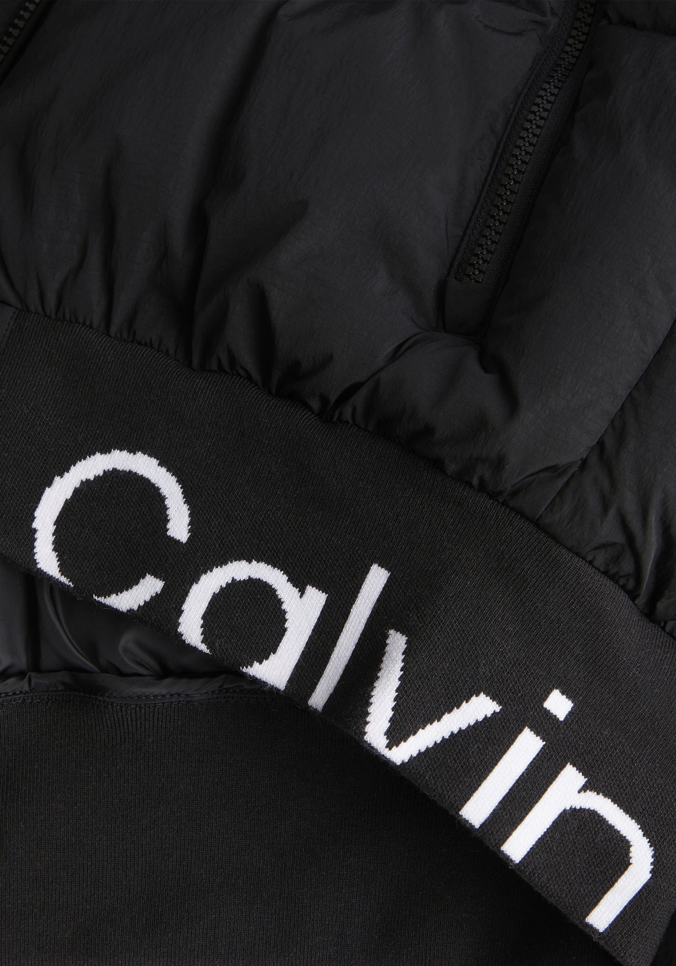 Calvin Klein Jeans Plus Gewatteerde jas PLUS LOGO HEM SHORT PUFFER met elastische calvin klein jeans band
