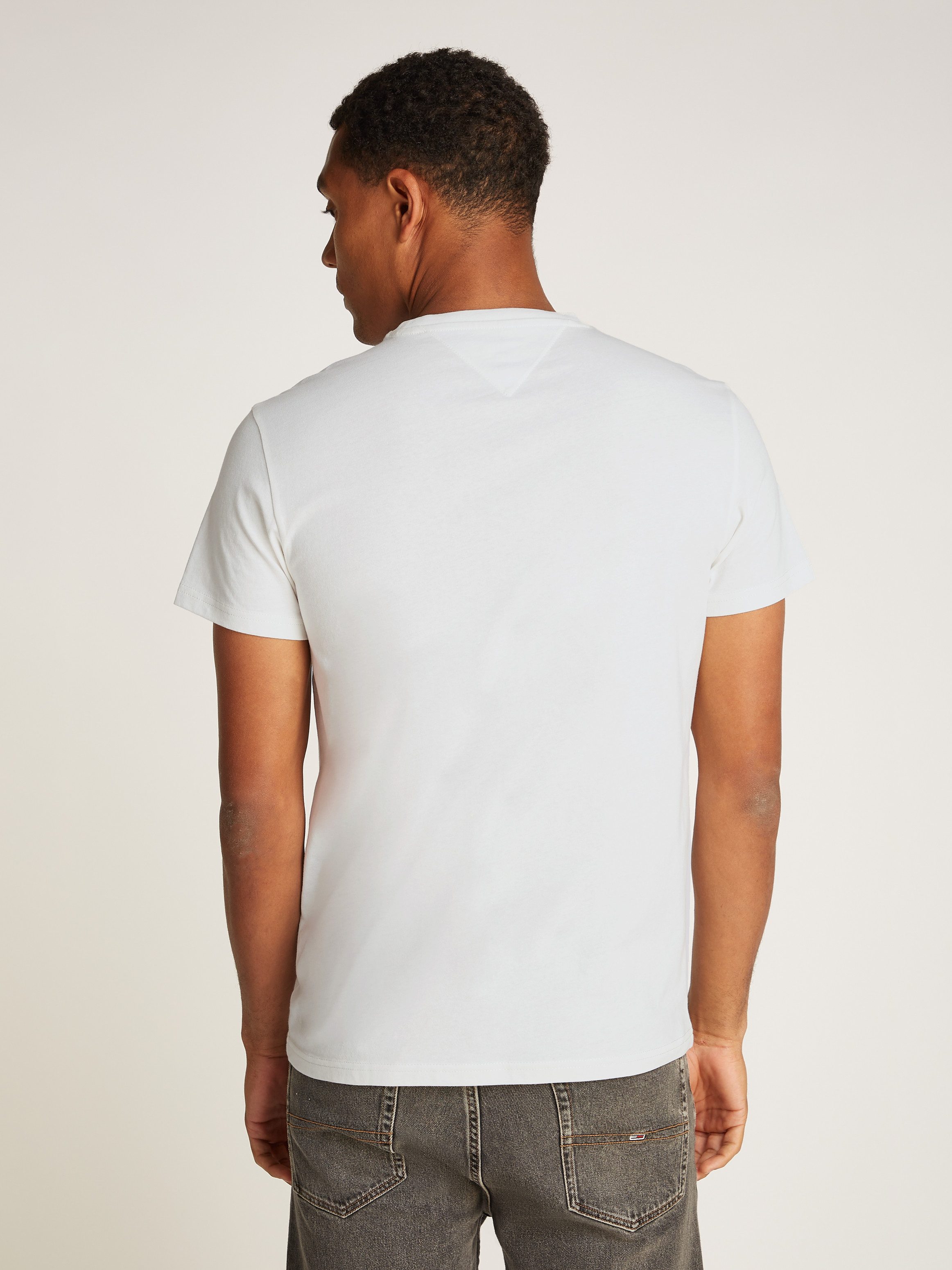 Tommy Jeans Plus Shirt met ronde hals TJM SLIM ENTRY GRAPHIC TEE EXT in grote maten, met logo-borduursel op de mouw
