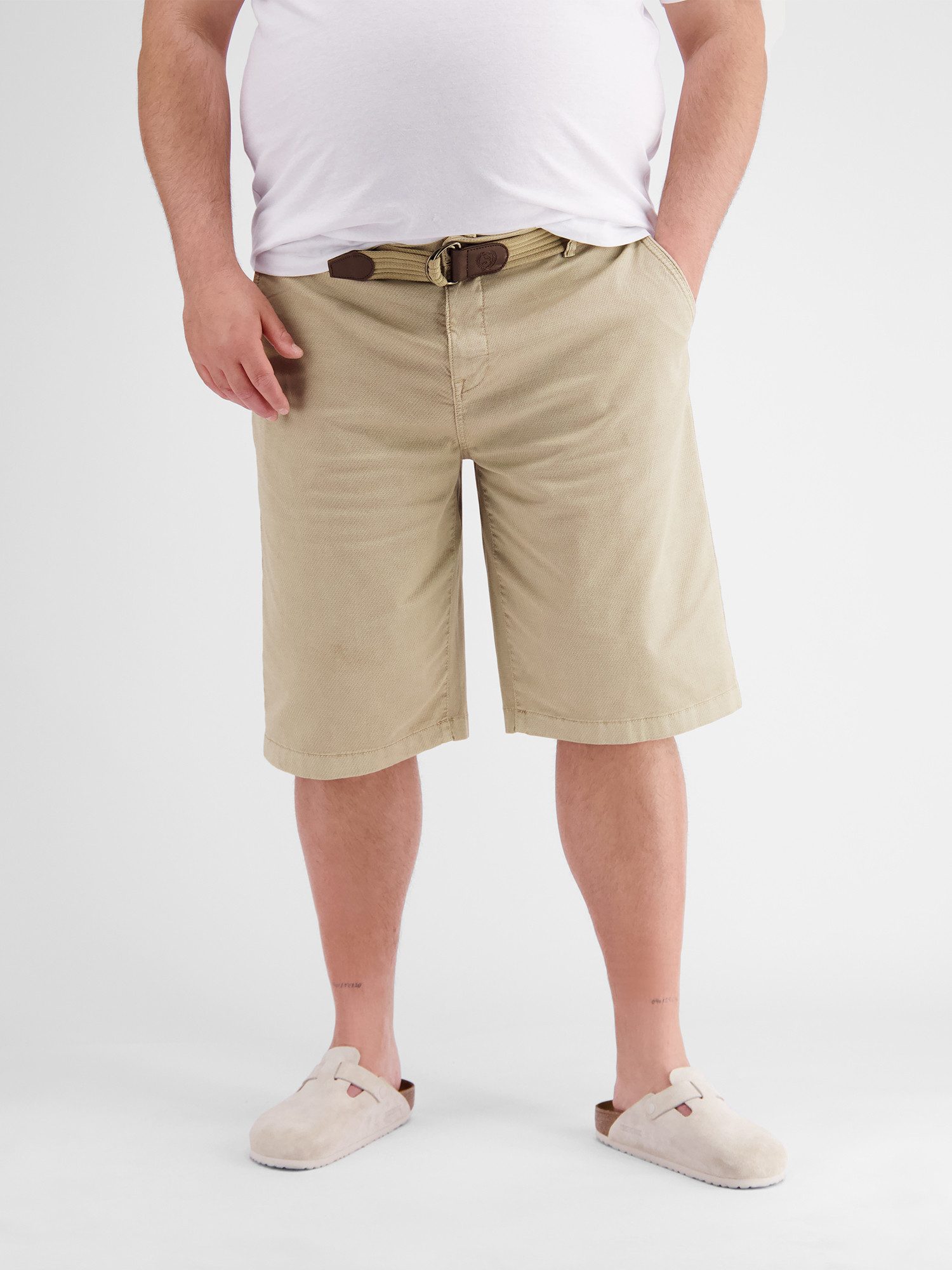 Lerros Bermuda LERROS chino bermuda met riem, in grote maten (set) heren broeken maat 5XL beige