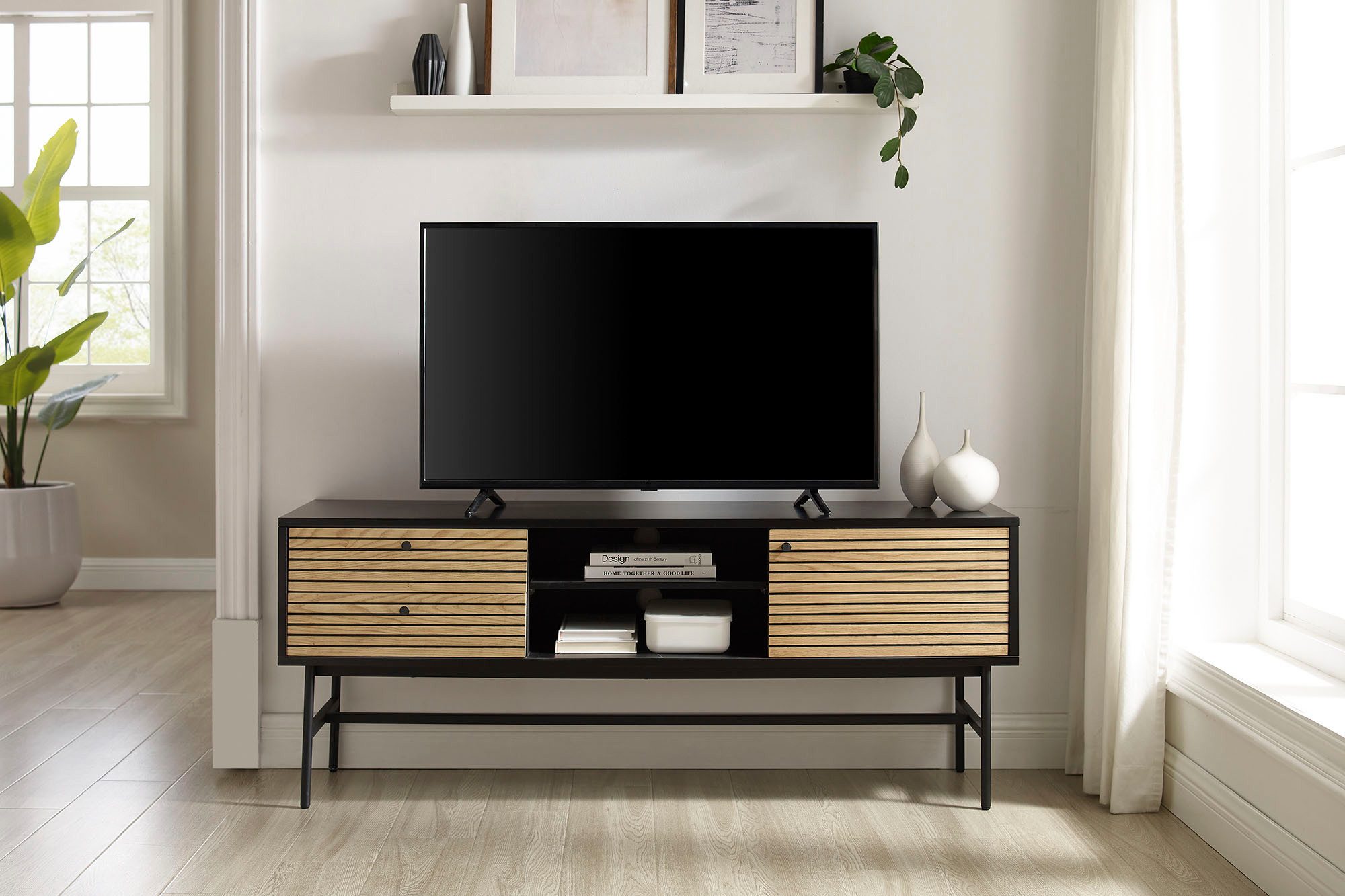 SalesFever Tv-meubel Commode met 2 kabeldoorvoeren