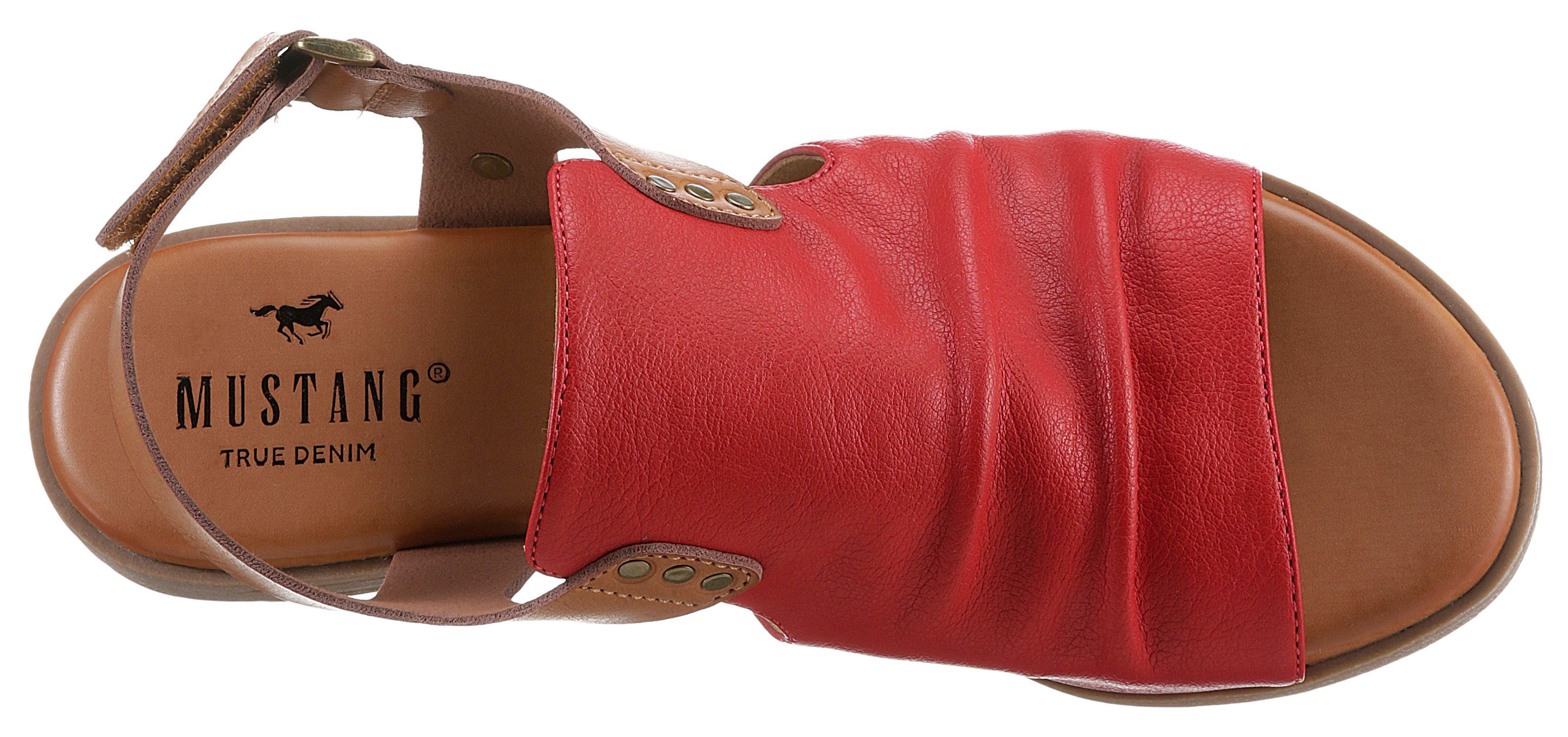 Mustang Shoes Sandalen zomerschoen, sandaal, blokhak, met klittenbandsluiting