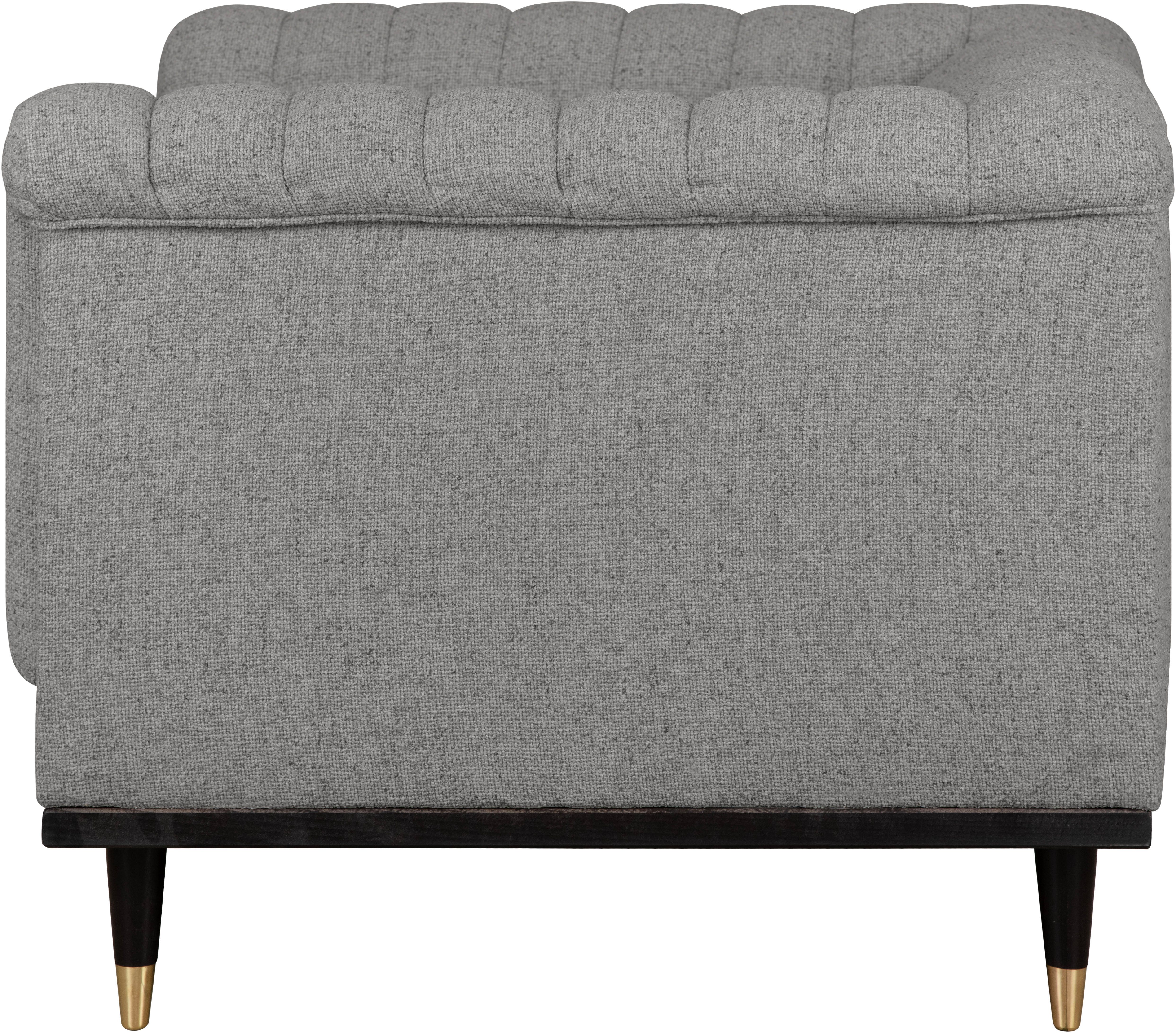 Guido Maria Kretschmer Home&Living Fauteuil Chamby met houten rand onder en stiksels bij de leuning