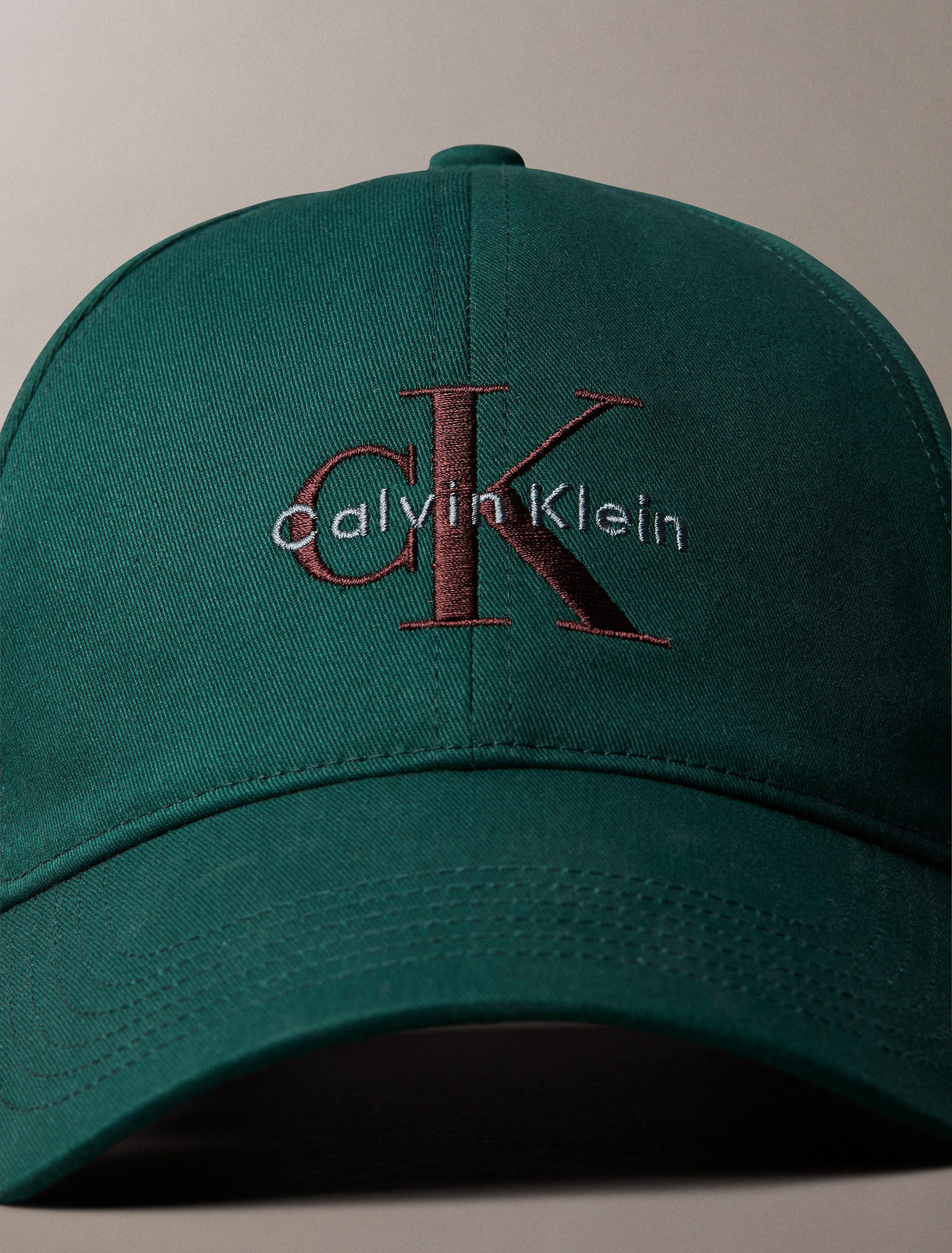 Calvin Klein Baseball pet