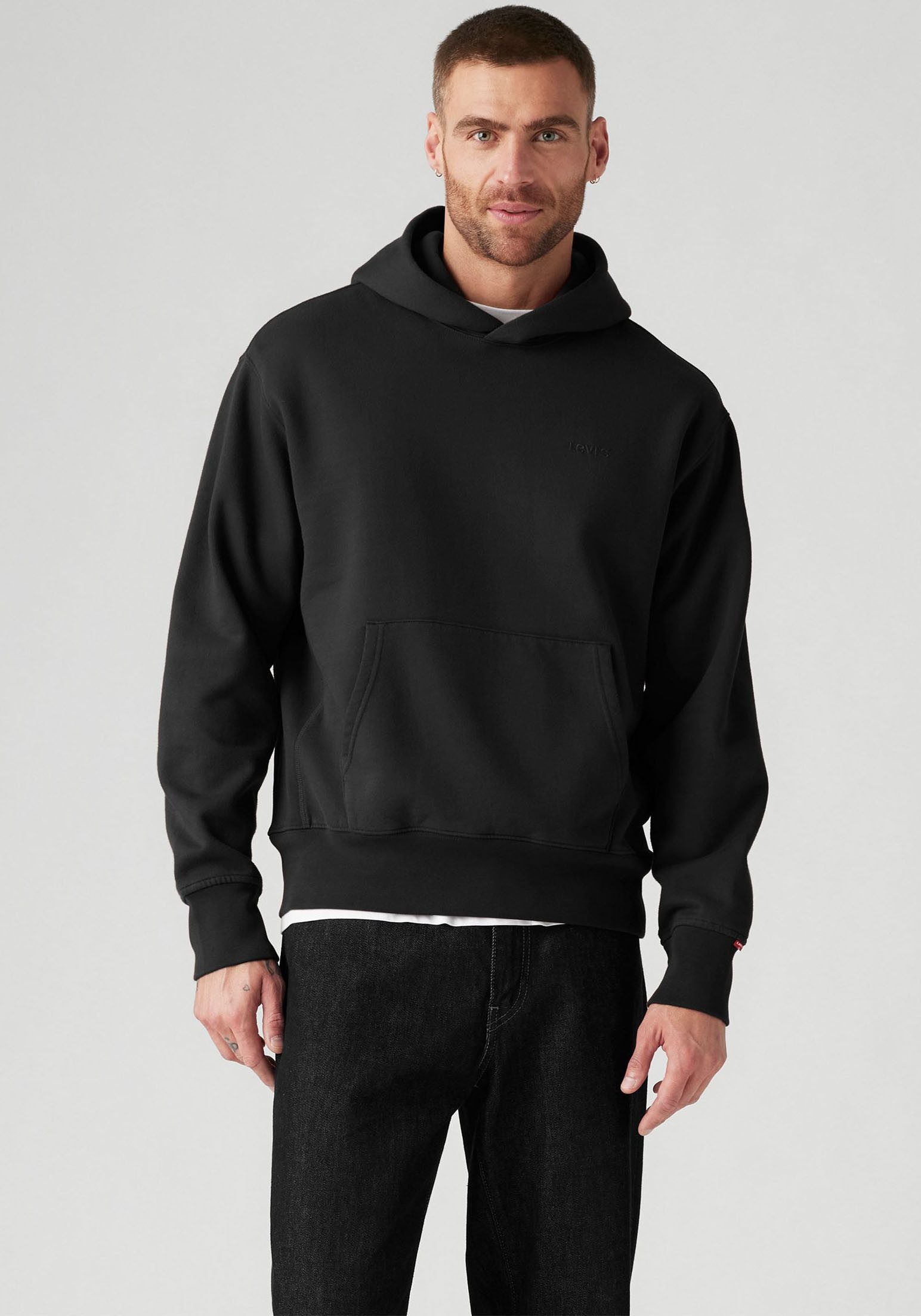 Levi's® Hoodie THE AUTHENTIC HOODIE met kleine ton-sur-ton logo-borduursel op de borst