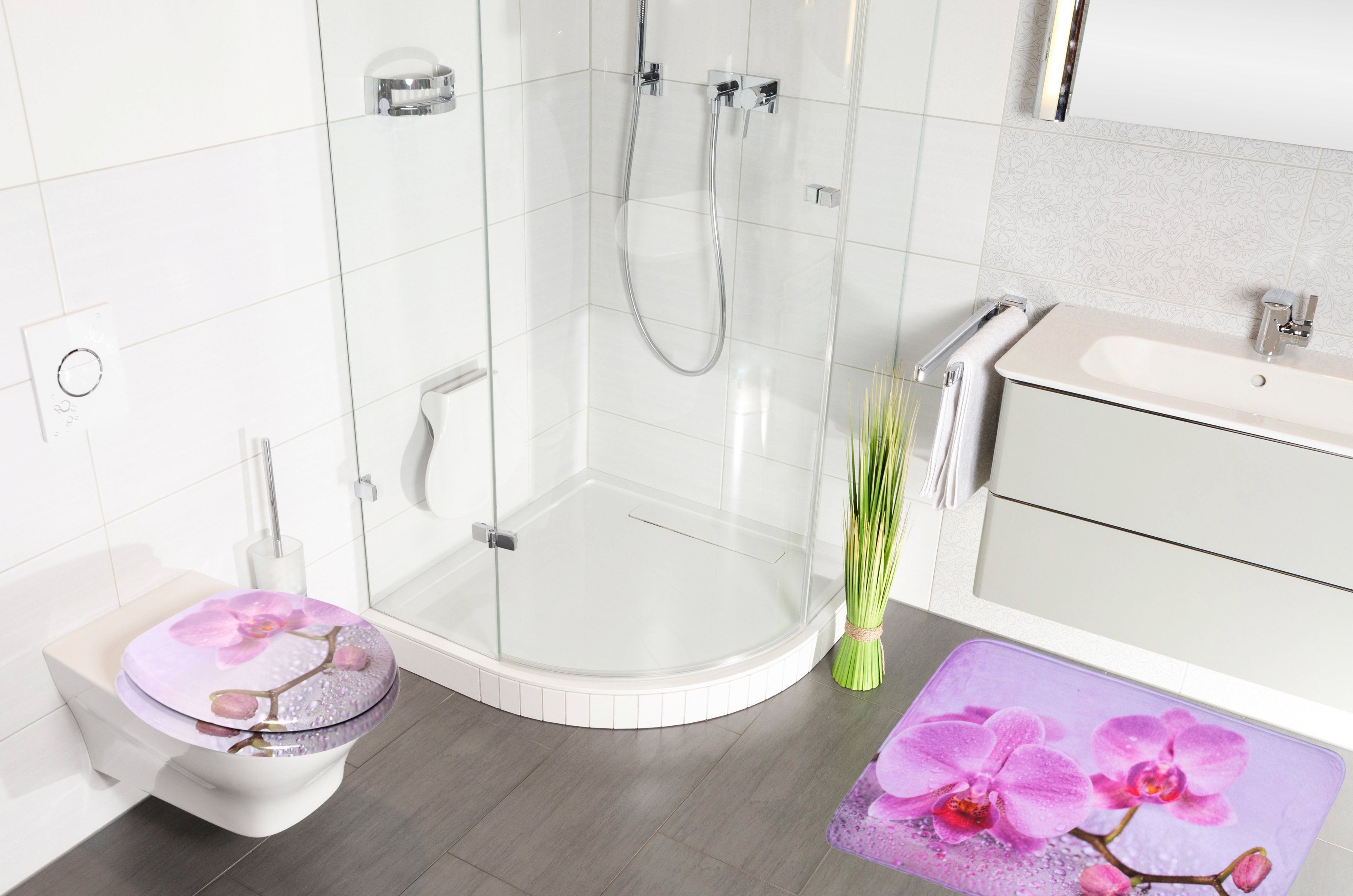 Sanilo Set badkameraccessoires Blooming bestaand uit toiletzitting, badmat en wastafelplug (complete set, 3-delig)