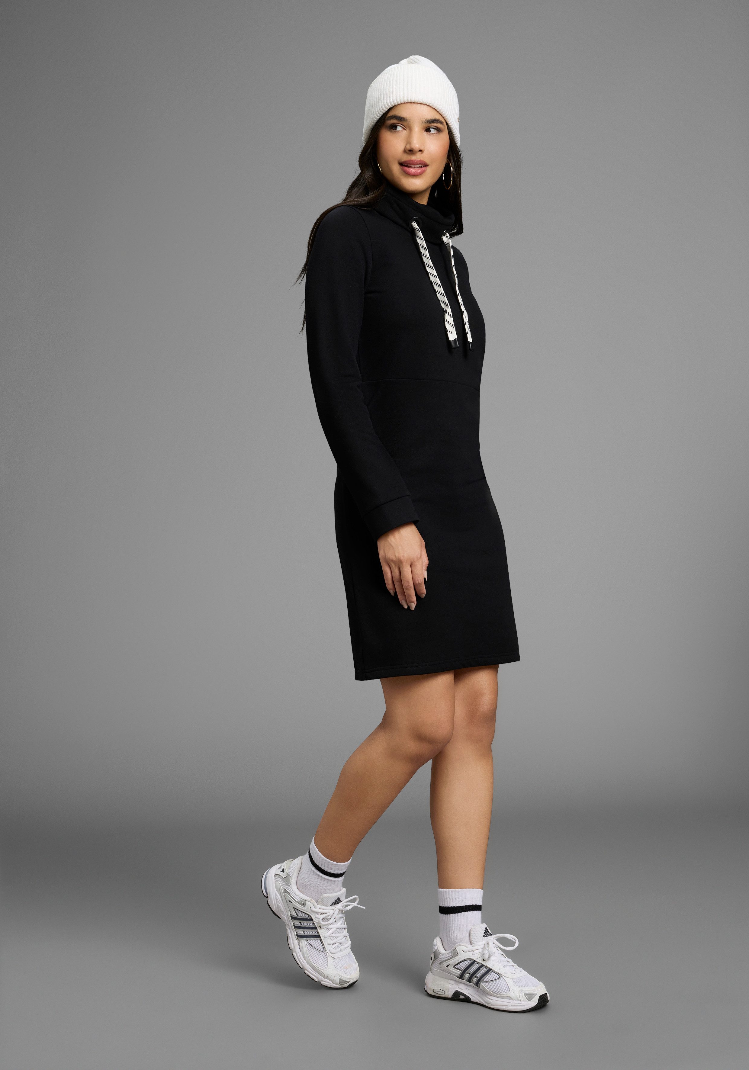 Laura Scott Sweatjurk