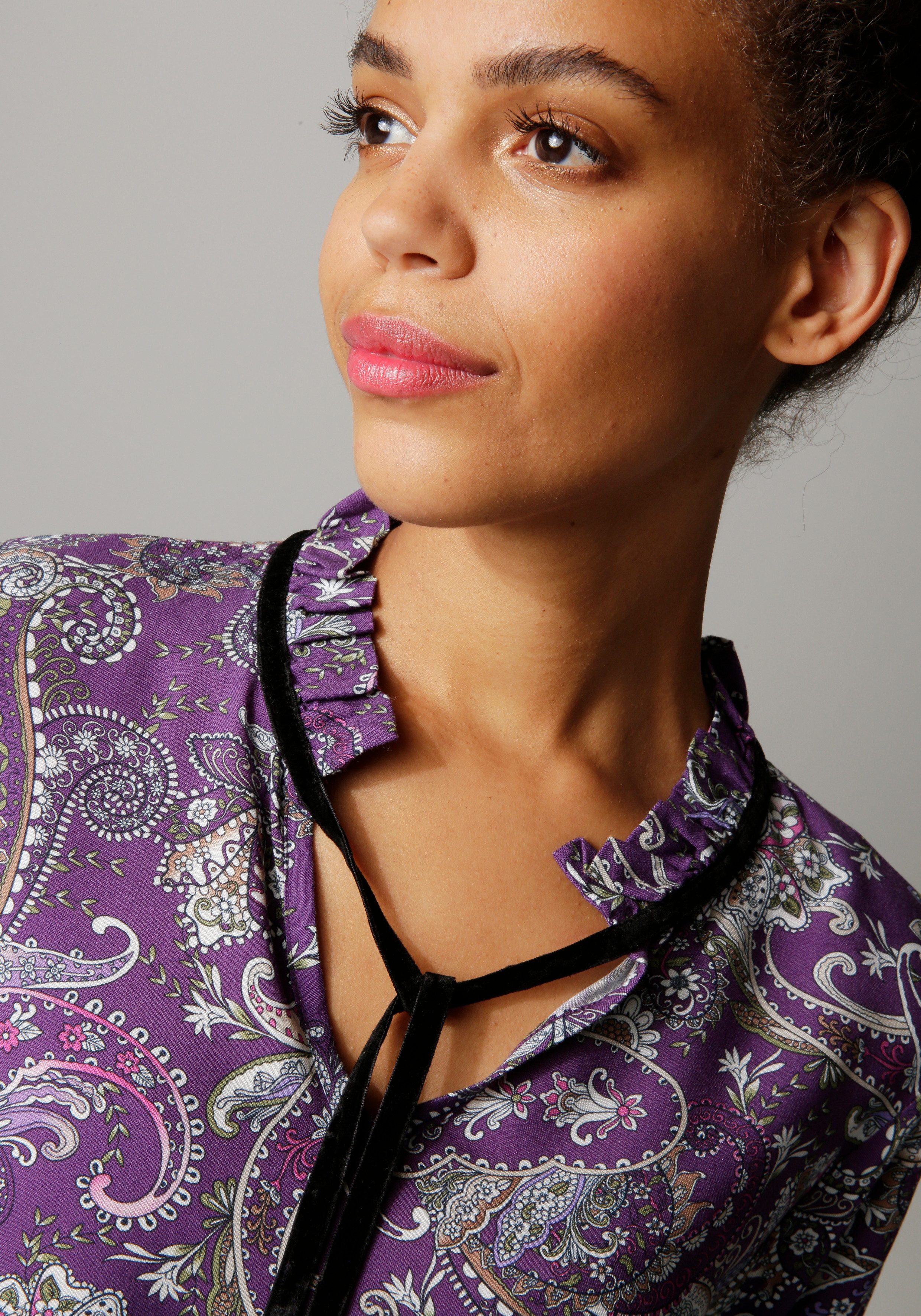 Aniston CASUAL Blouse zonder sluiting met royaal paisleydessin