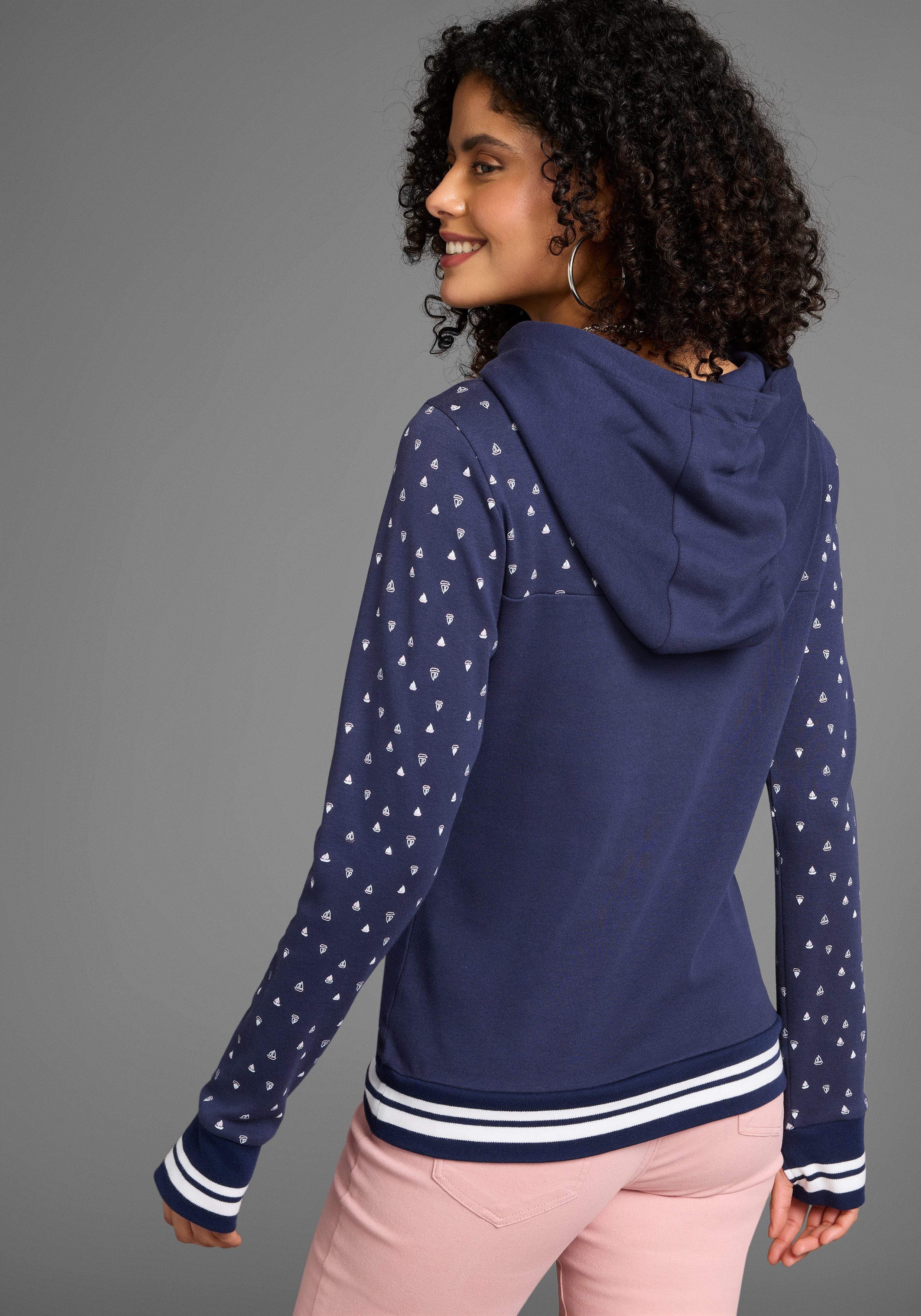 KangaROOS Hoodie Lange mouwen, figuurvolgende snit, van katoen, met capuchon