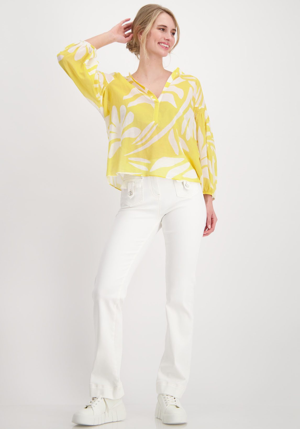 Monari Blouse zonder sluiting met tropical-print