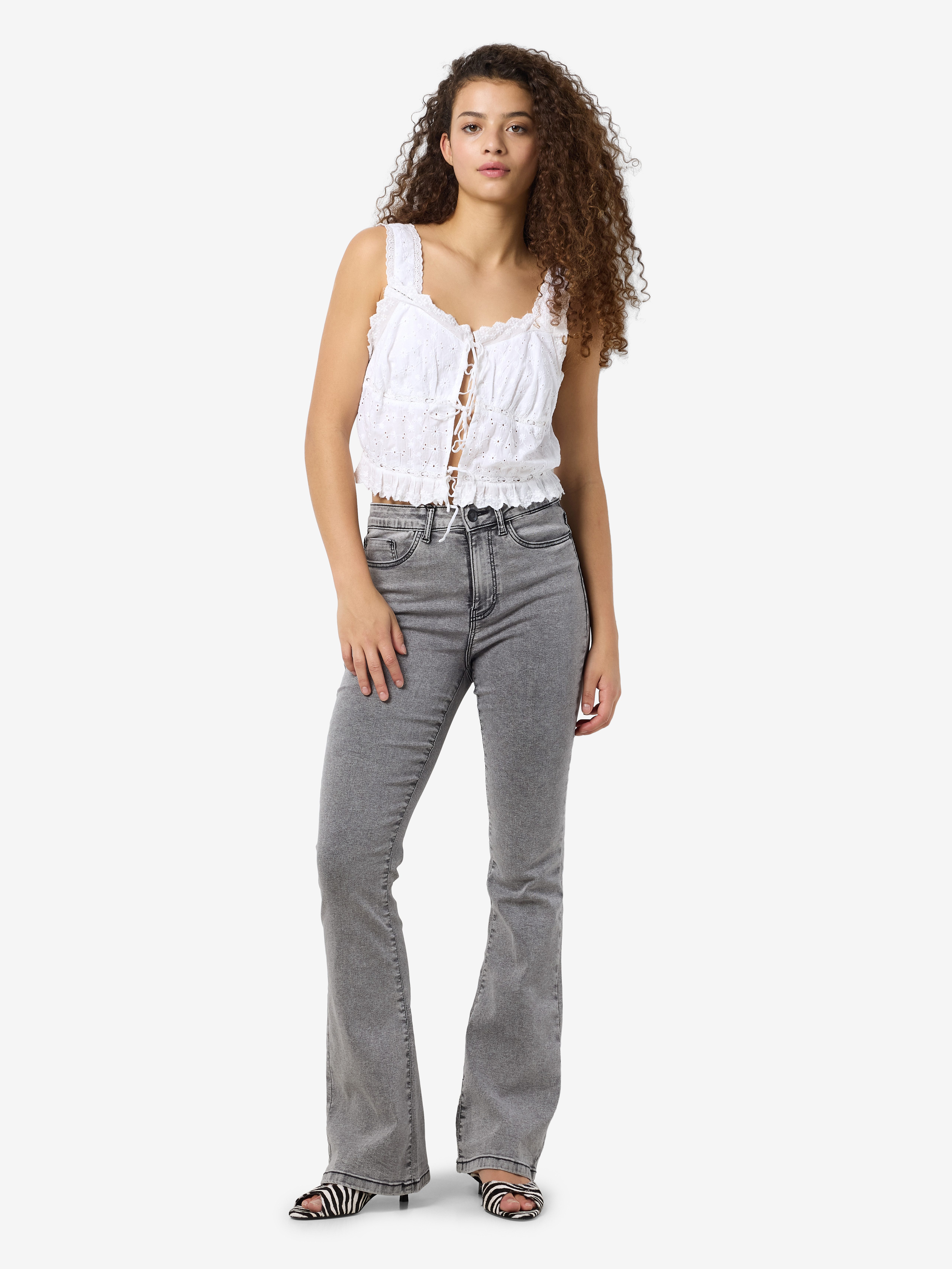 Noisy may Bootcut jeans NMSALLIE HW SKINNY JEAN VI545LG FWD NOOS