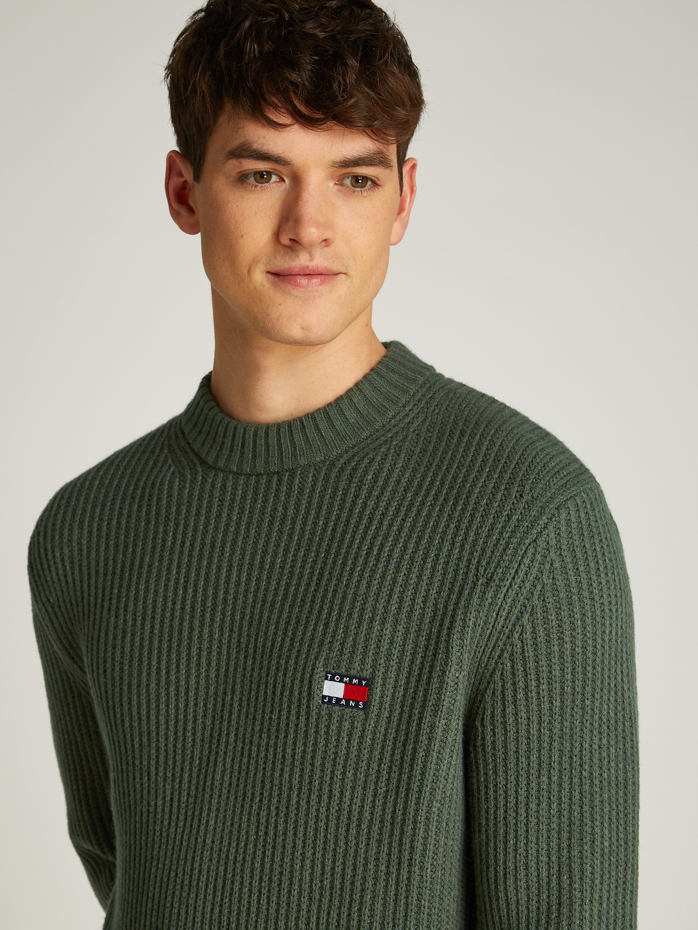 TOMMY JEANS Trui met ronde hals TJM REG BADGE TEXTURED CNECK EXT