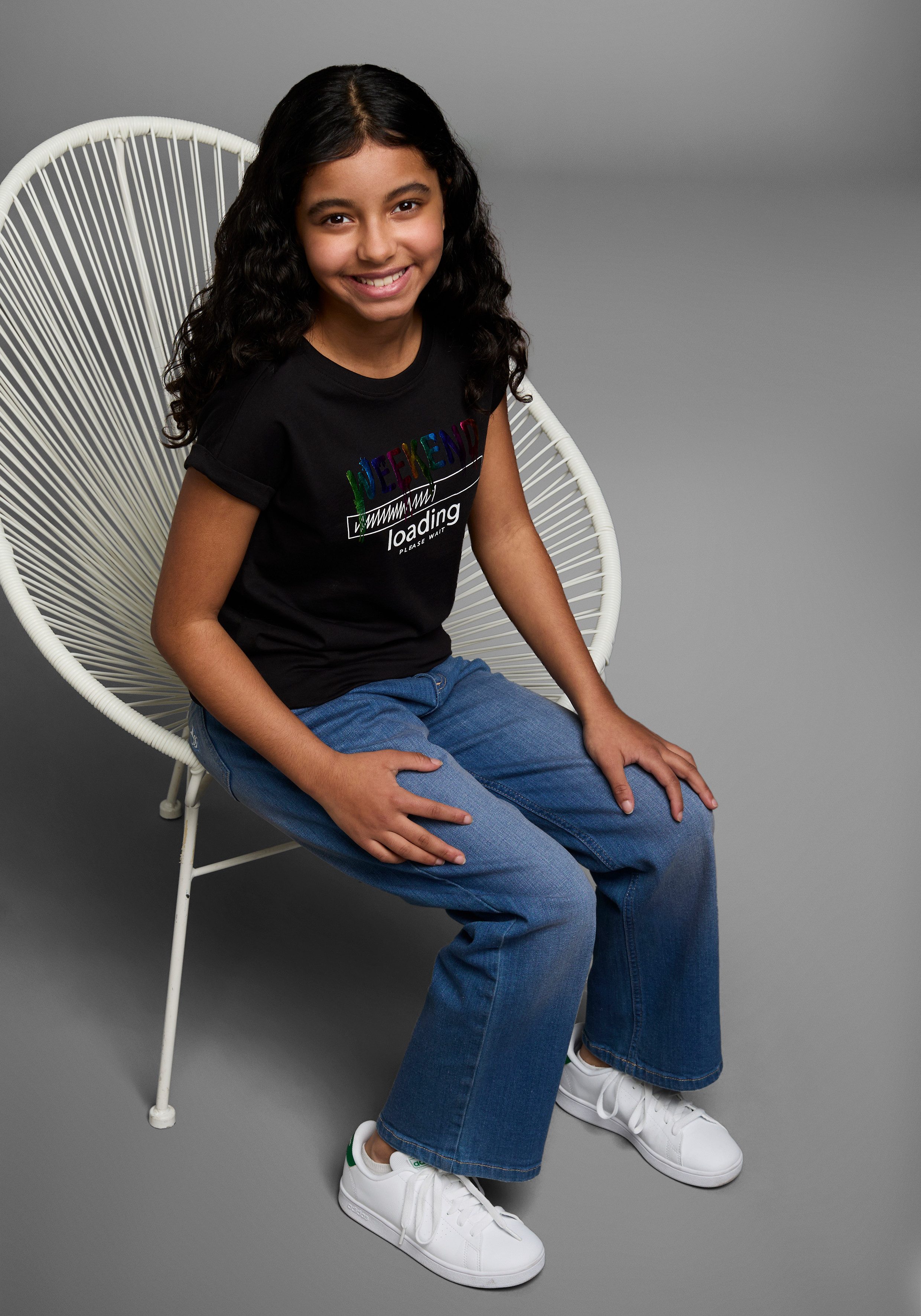 KIDSWORLD T-shirt WEEKEND loading...please wait Korte mouwen, wijde pasvorm, bedrukt uiterlijk, ronde hals
