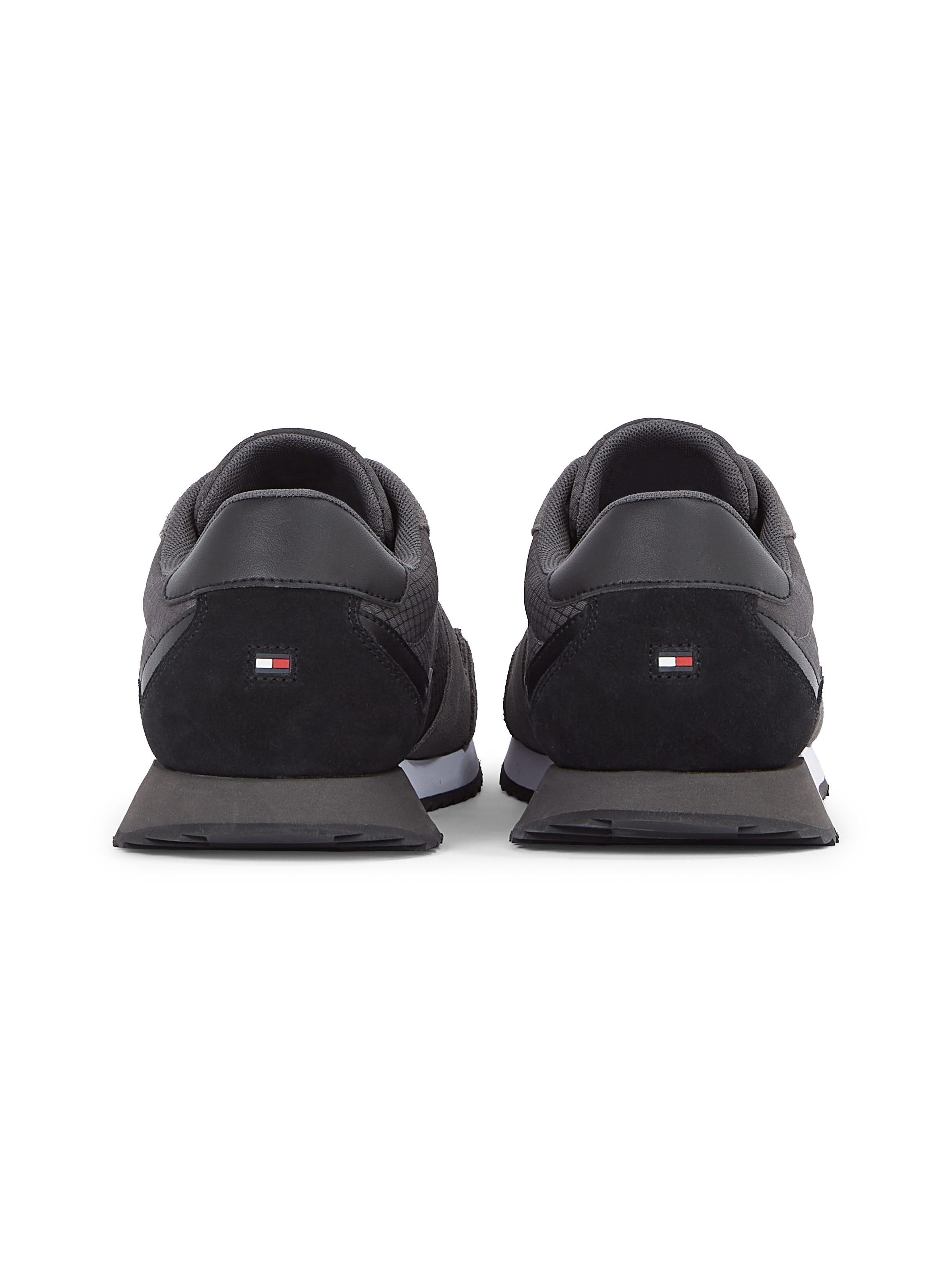 Tommy Hilfiger Sneakers RUNNER EVO MIX BLOCK , vrijetijdsschoen, lage schoen, veterschoen met strepen in tommy kleuren