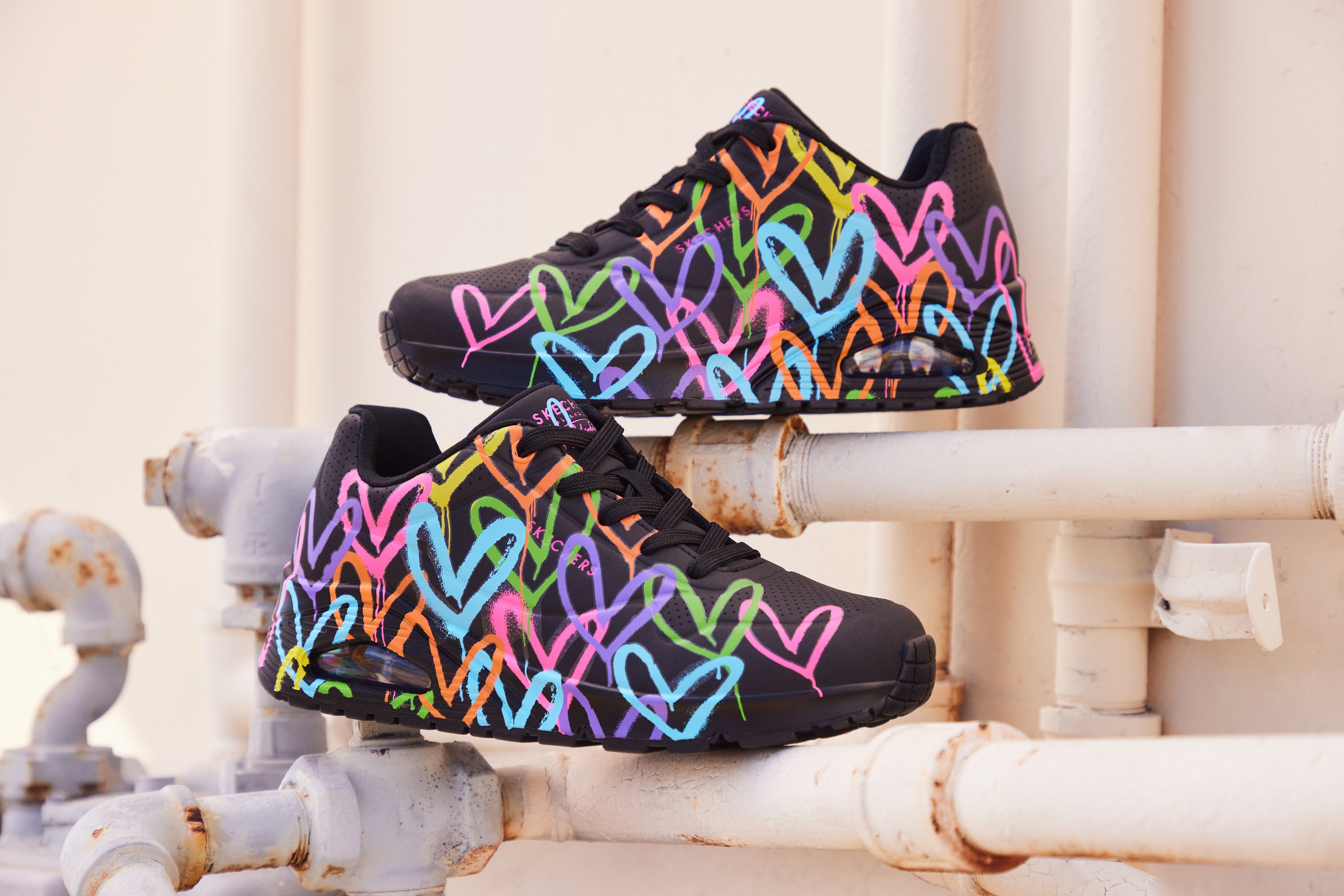 Skechers Sneakers UNO - HIGHLIGHT LOVE , vrijetijdsschoen, lage schoen, veterschoen met hartjes-print