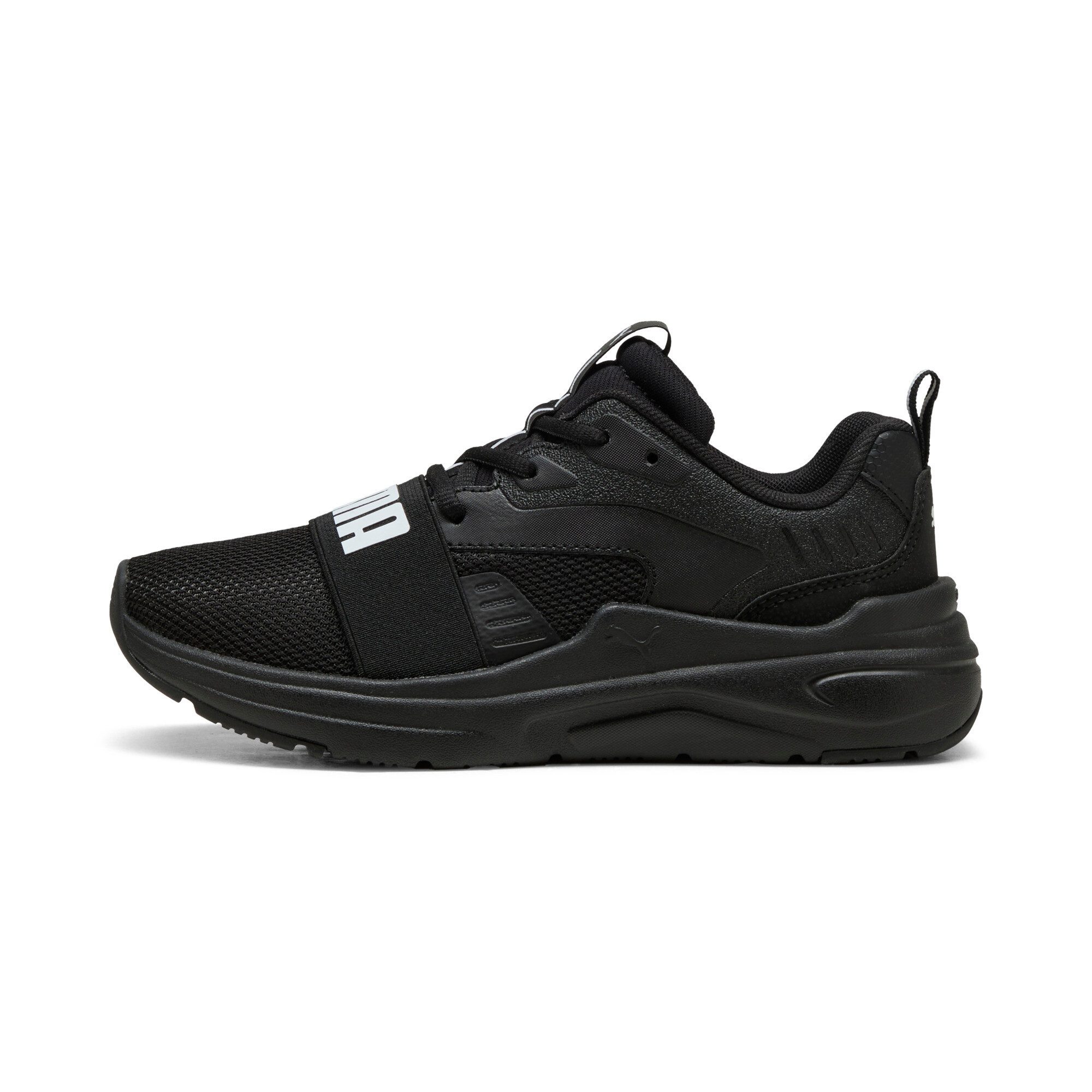 PUMA Sneakers