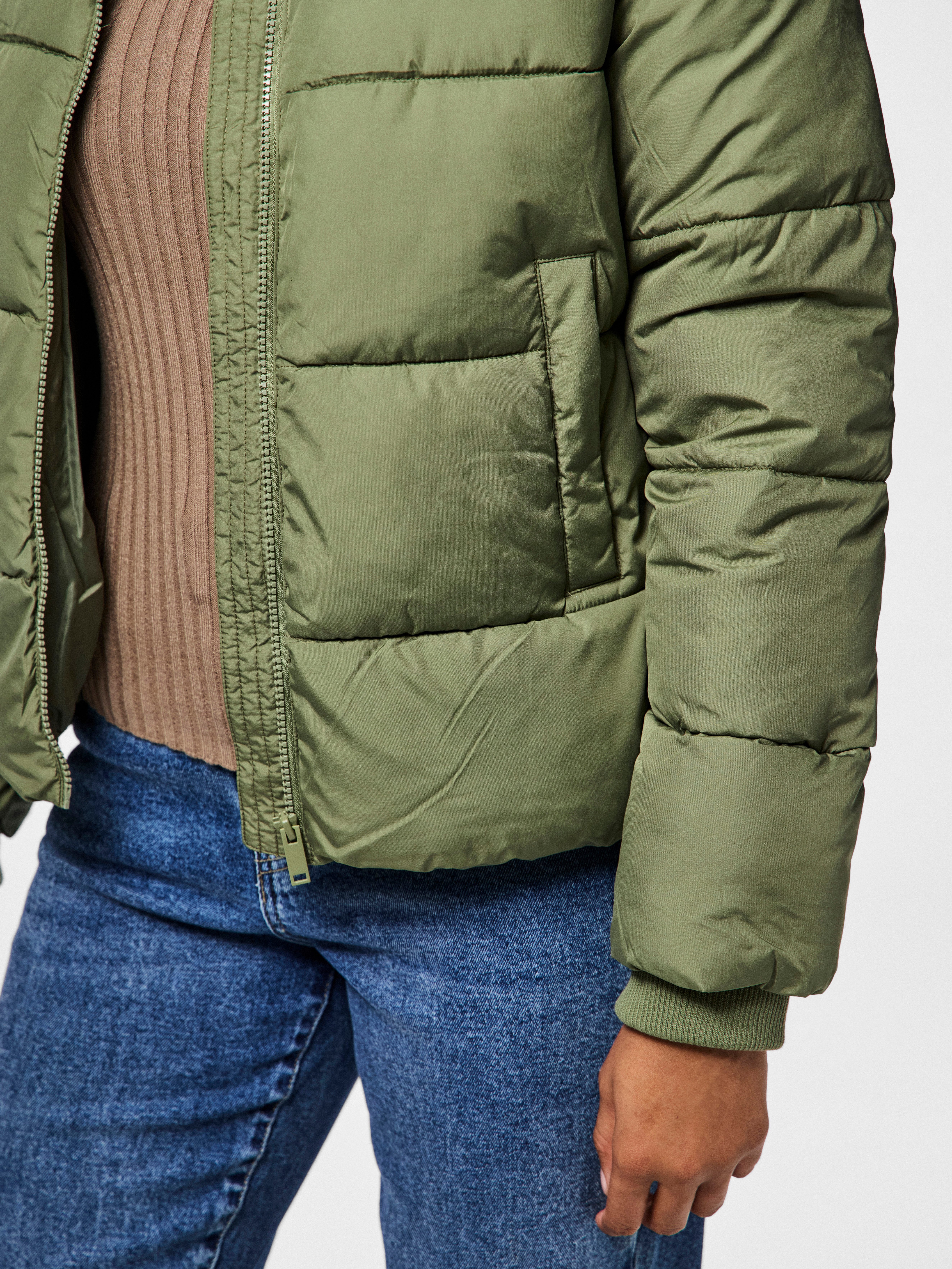 pieces Gewatteerde jas PCBEE NEW SHORT PUFFER JACKET NOOS BC