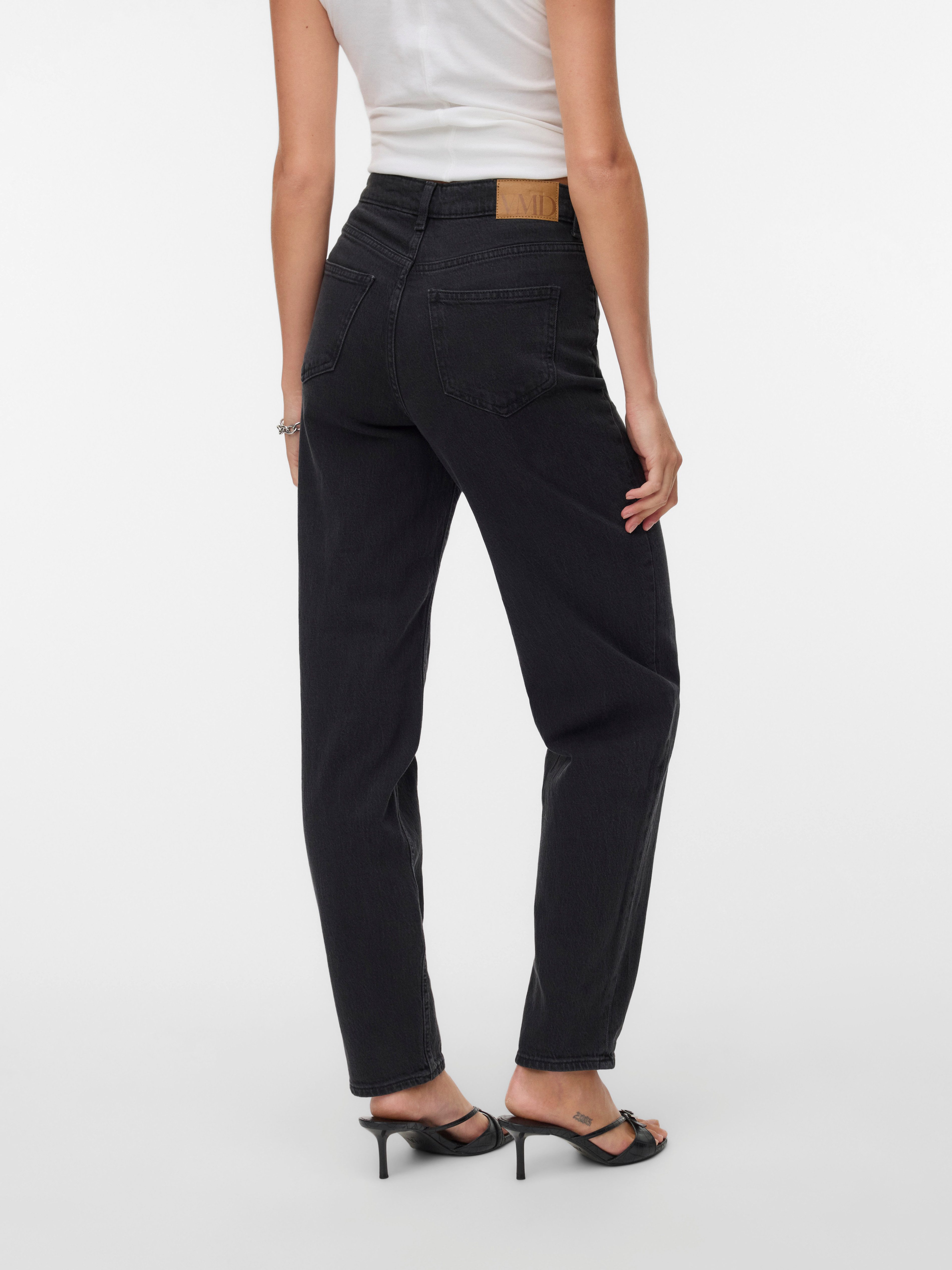 Vero Moda Mom jeans VMTESSA HR MOM JEANS RA220 GA NOOS