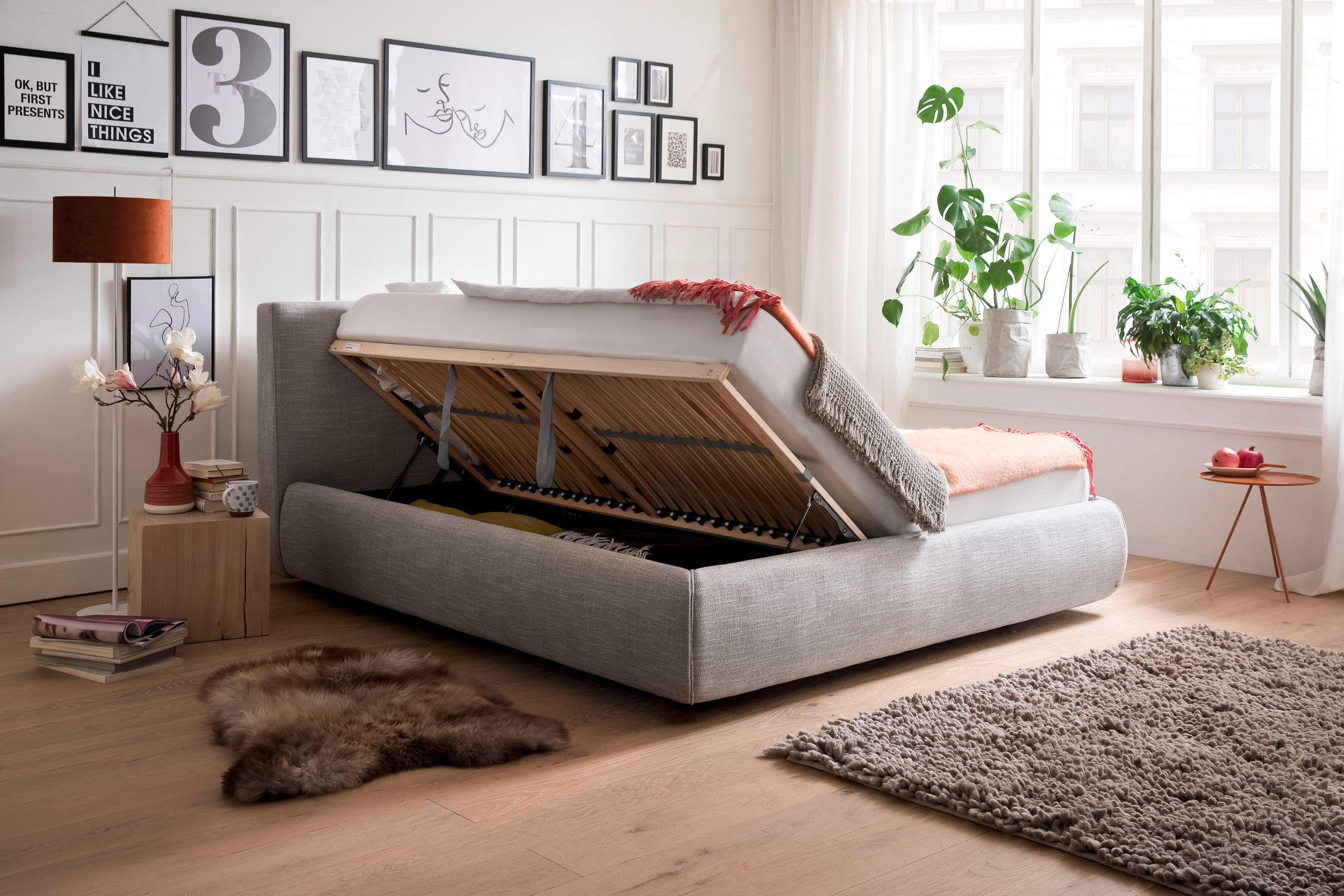 meise.möbel Gestoffeerd bed Atesio Naar keuze met lattenbodem, matras en bedkist