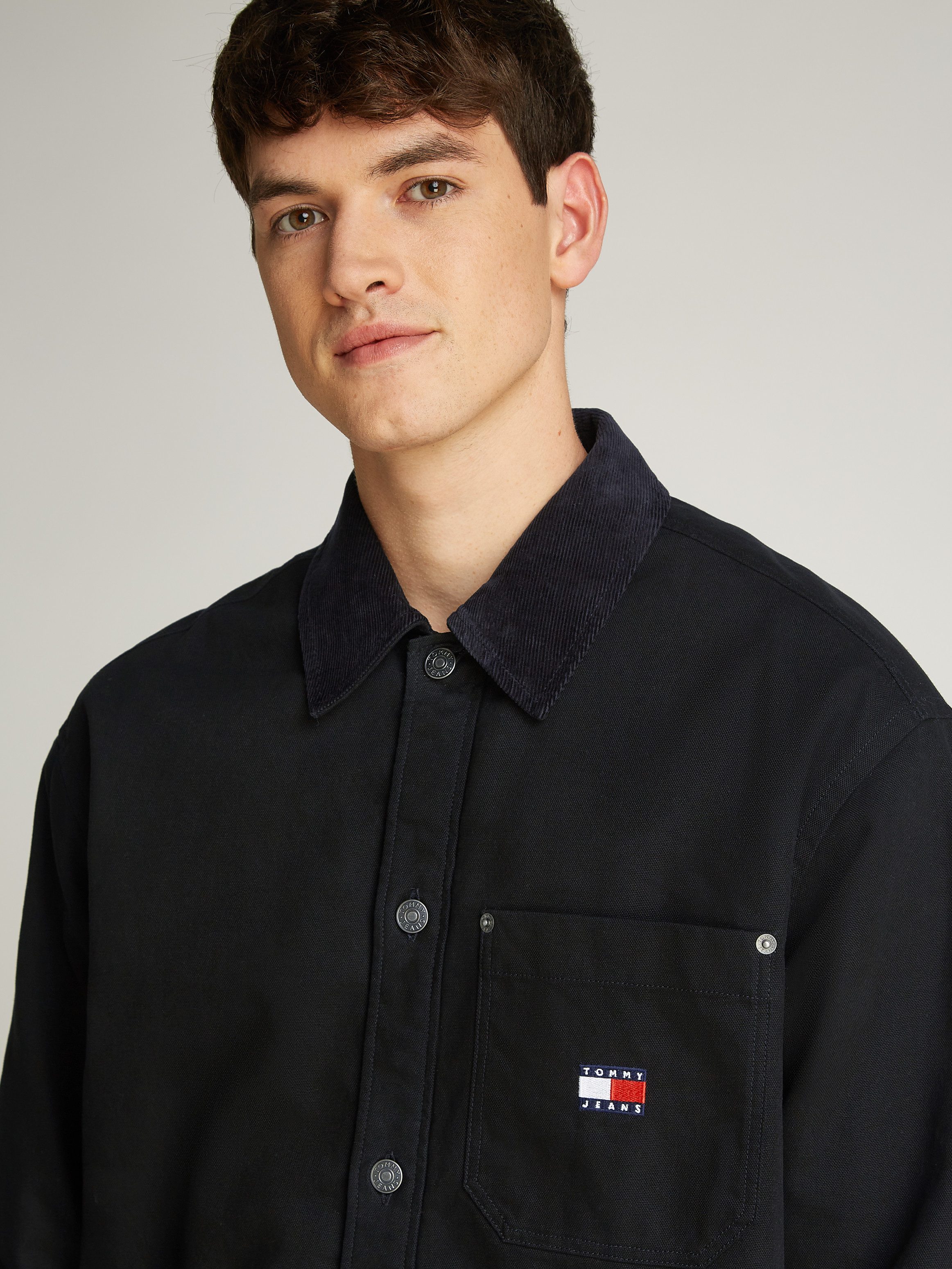 TOMMY JEANS Overhemdjasje TJM CANVAS-CORD OVERSHIRT EXT met opgeruwde zachte binnenkant