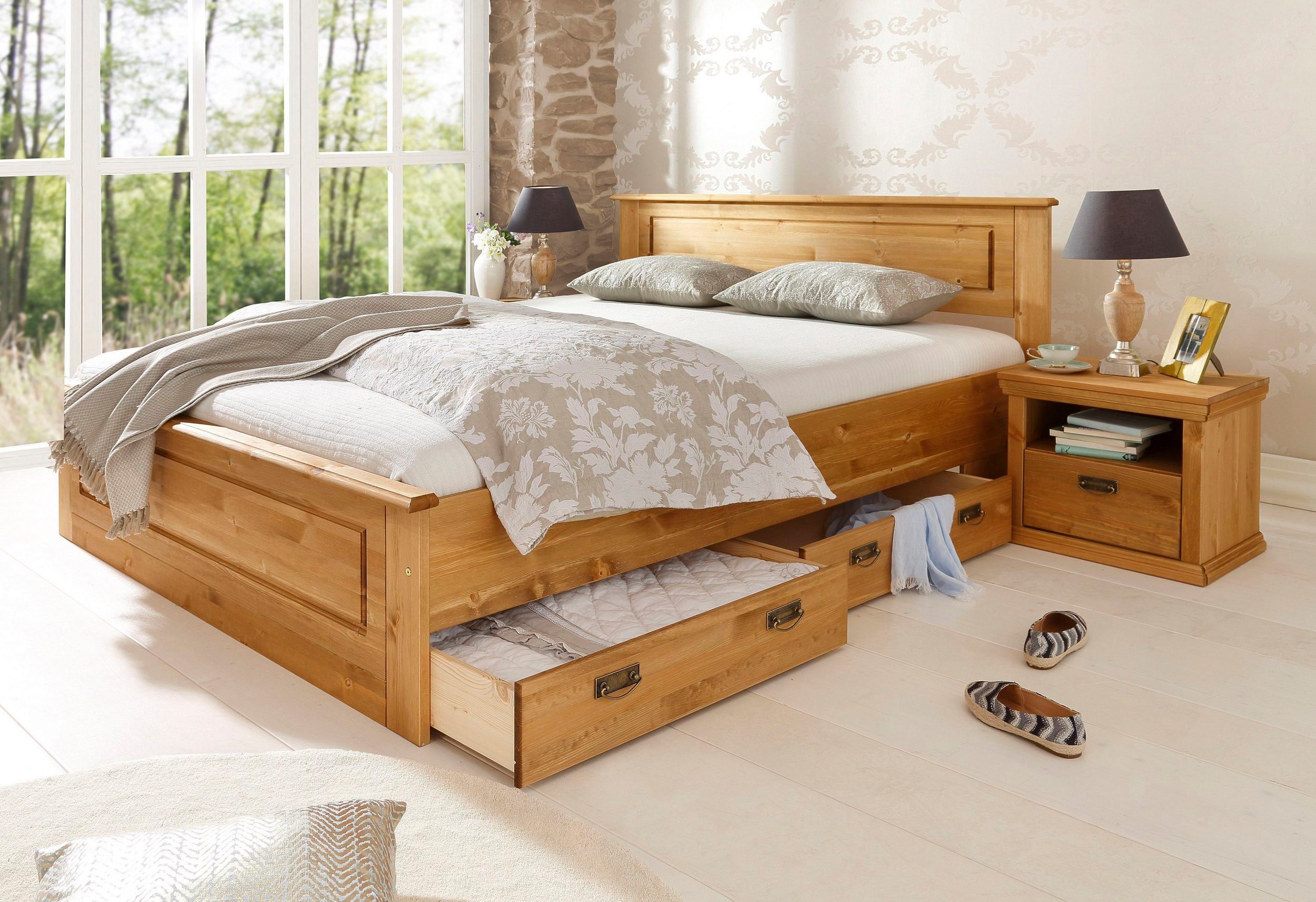 Home affaire Massief houten ledikant Madrid, landelijke stijl, hoge belasting! van fsc®-gecertificeerd grenen, inclusief lattenbodem, cassette-look