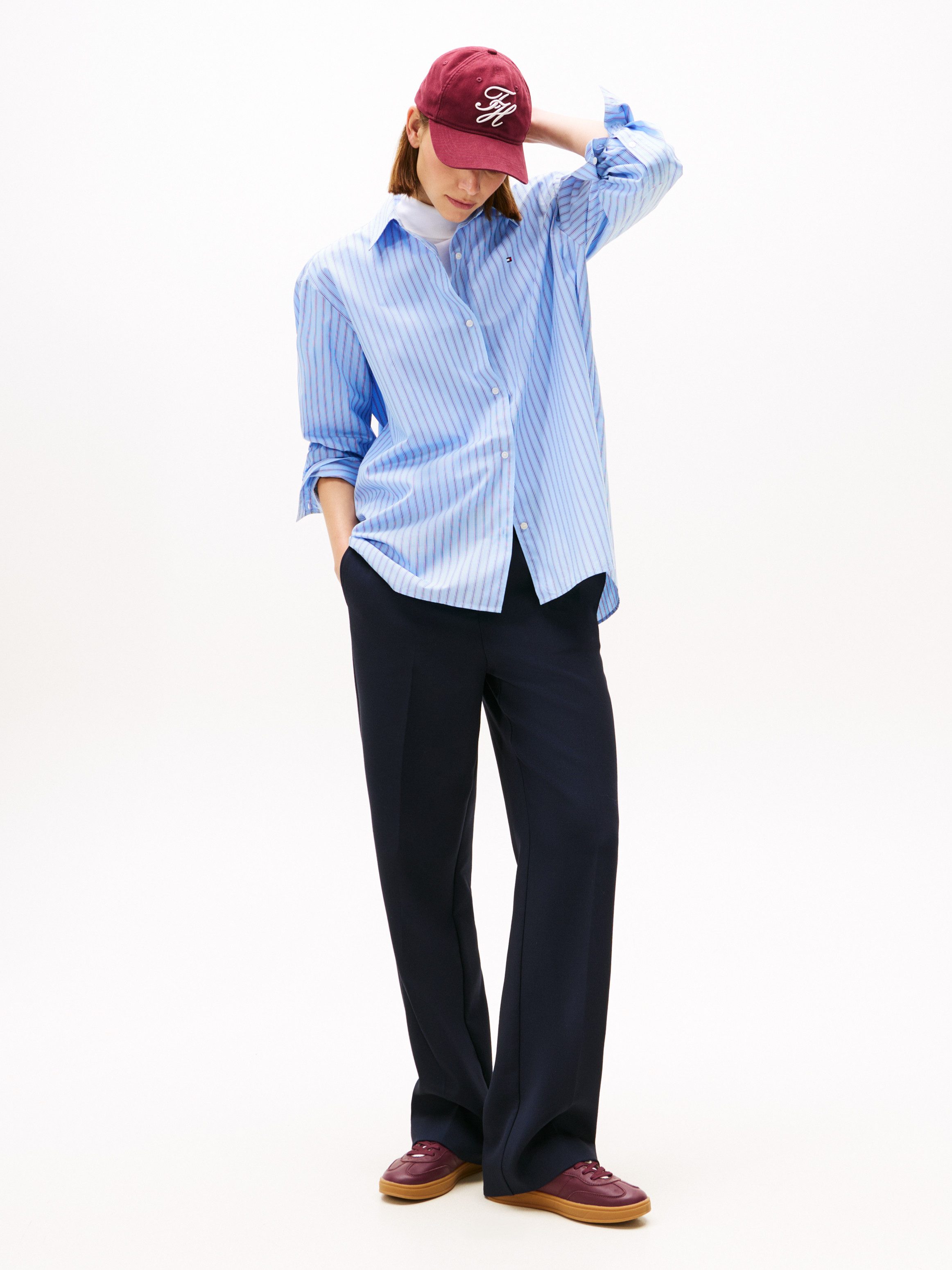 Tommy Hilfiger Overhemdblouse ESS POPLIN EASY FIT SHIRT Achter langer gesneden met afgeronde zoom