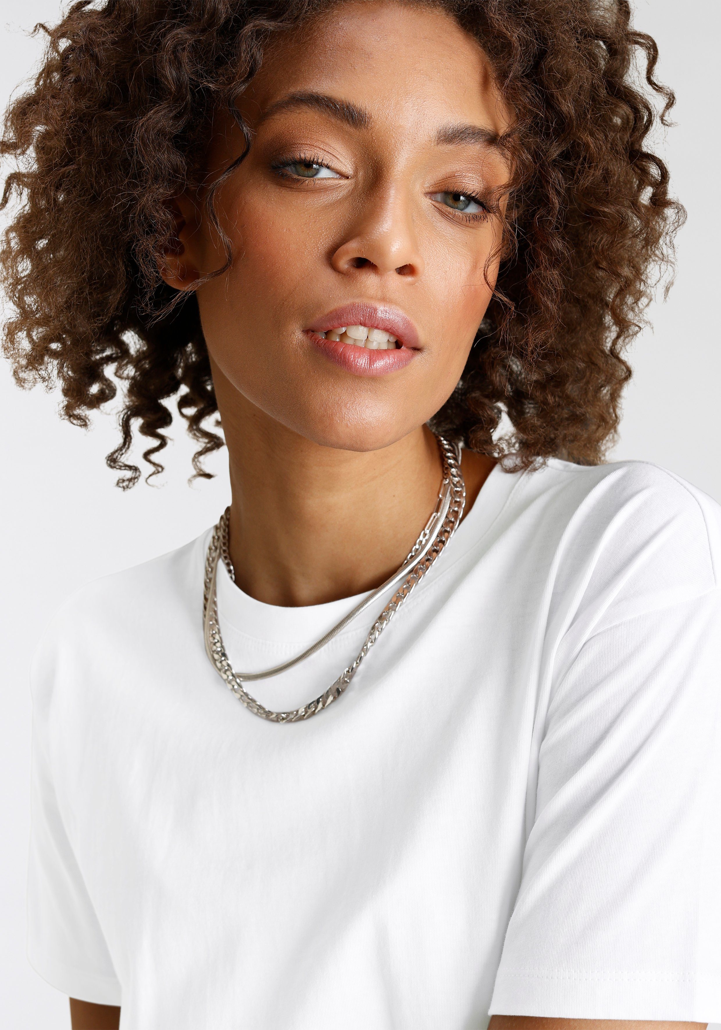 Tamaris Oversized shirt Korte mouwen, wijde snit, basic-stijl, ronde hals