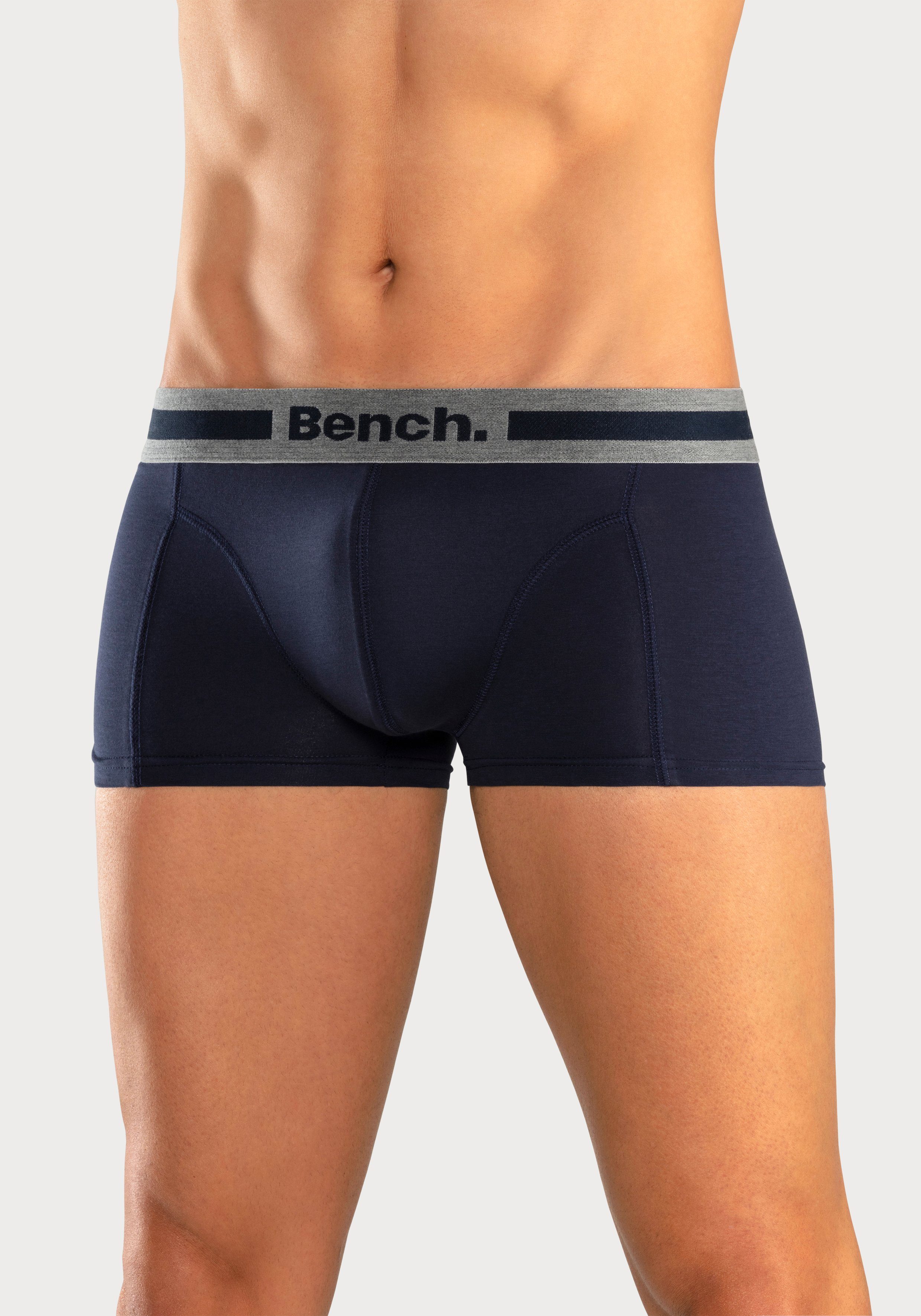 Bench. Hipster strak zittende boxershorts van katoenmix (set, 4 stuks)