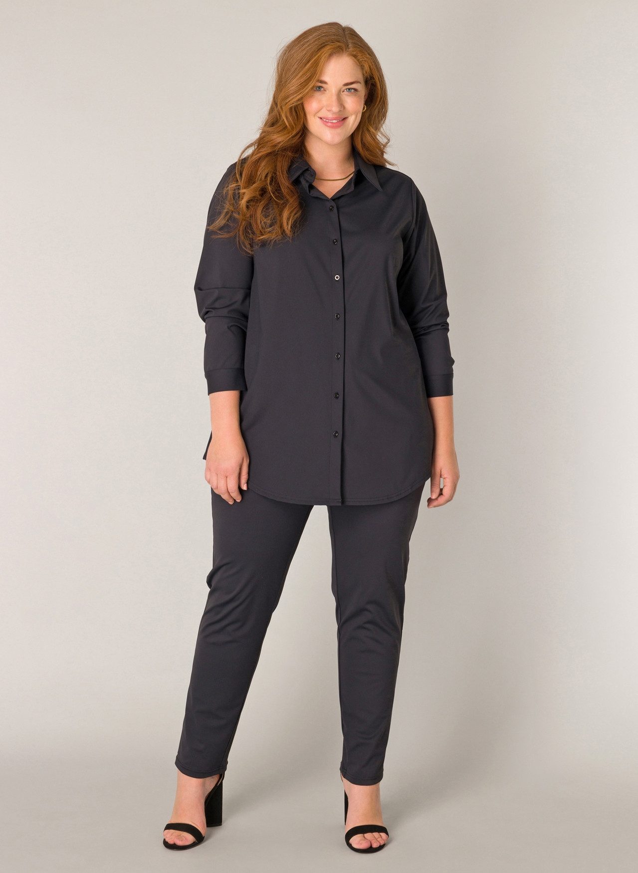 Base Level Curvy Blouse met lange mouwen Lara met stretch