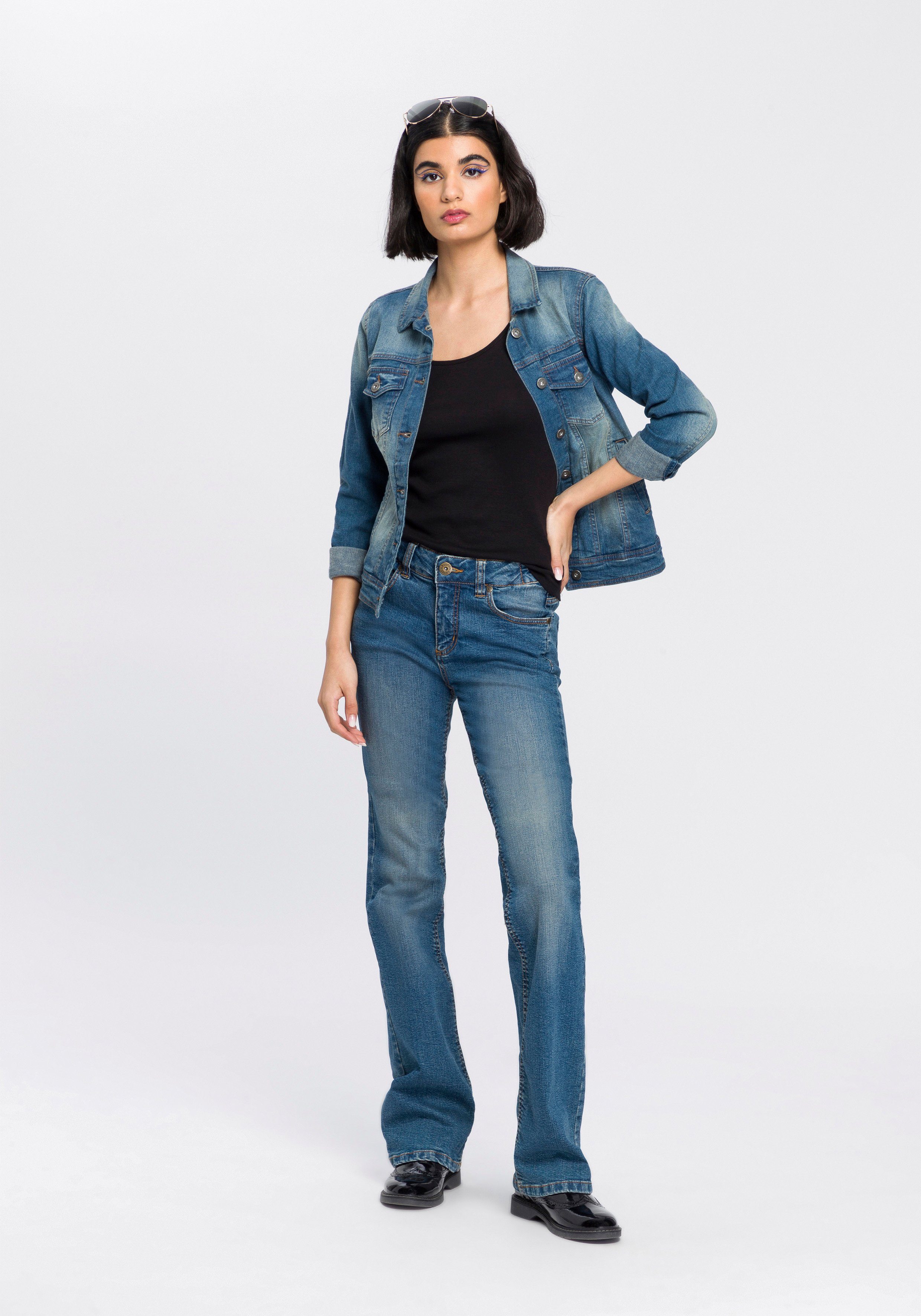 Arizona Bootcut jeans Tailleband met zij-elastiek inzet hoge taille, bootcut, met stretch, klassieke 5-pocket-stijl