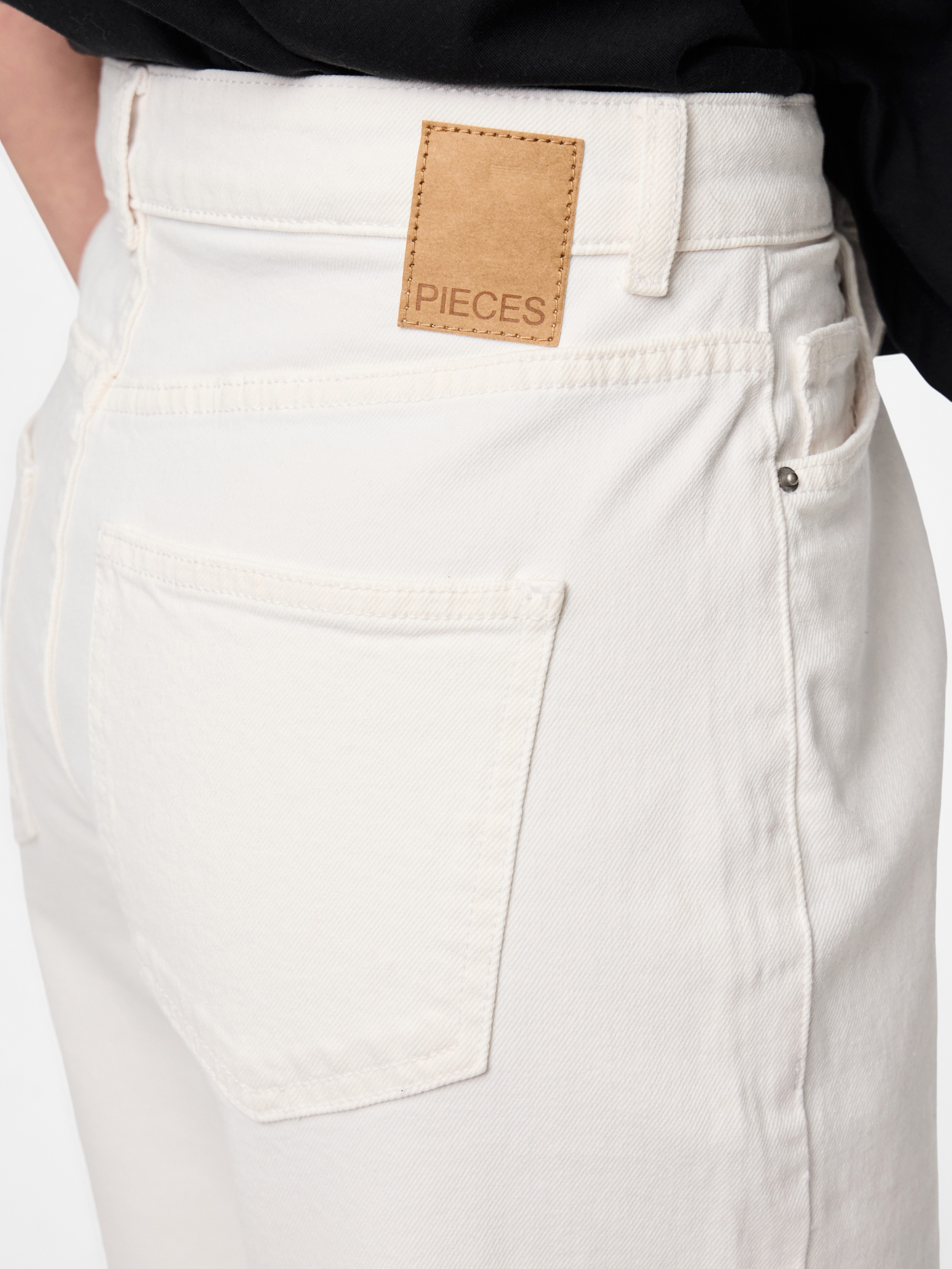 pieces High-waist jeans PCSELMA HW WIDE JEANS OD NOOS BC