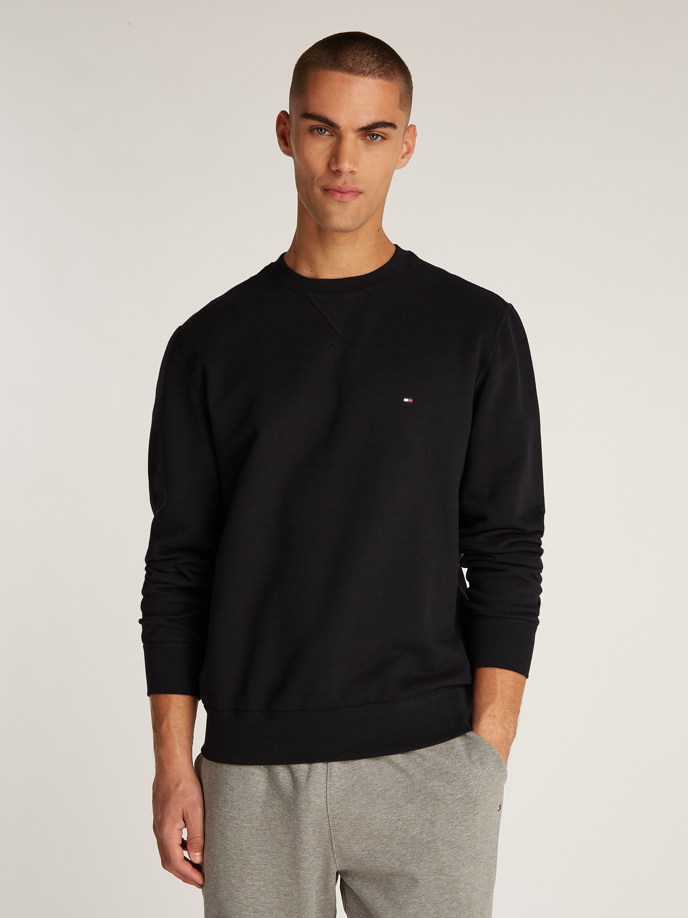 Tommy Hilfiger Sweatshirt ESSENTIAL FLEECE CREWNECK met tommy hilfiger logoborduursel