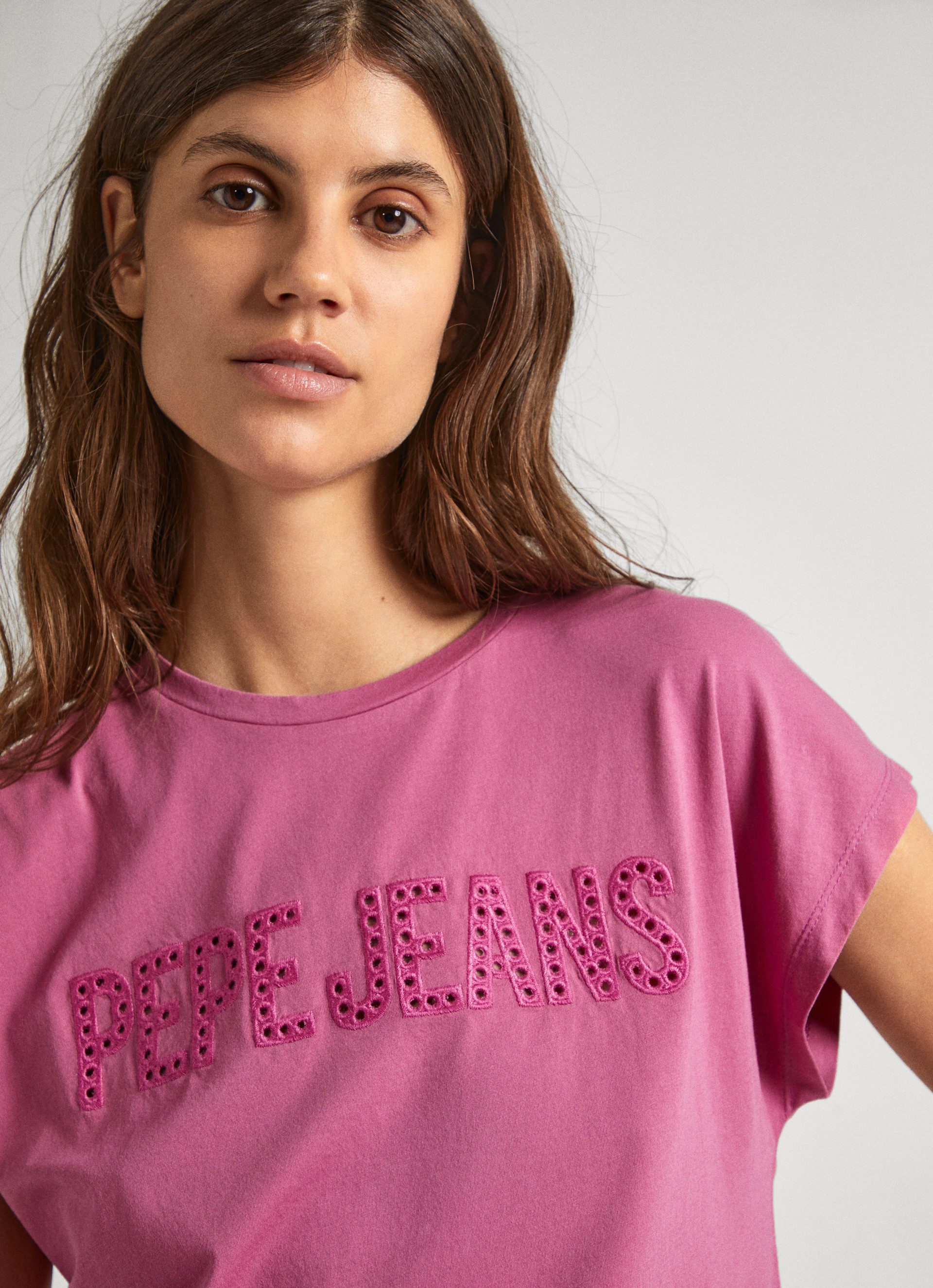 Pepe Jeans T-shirt Lilith met logoapplicatie