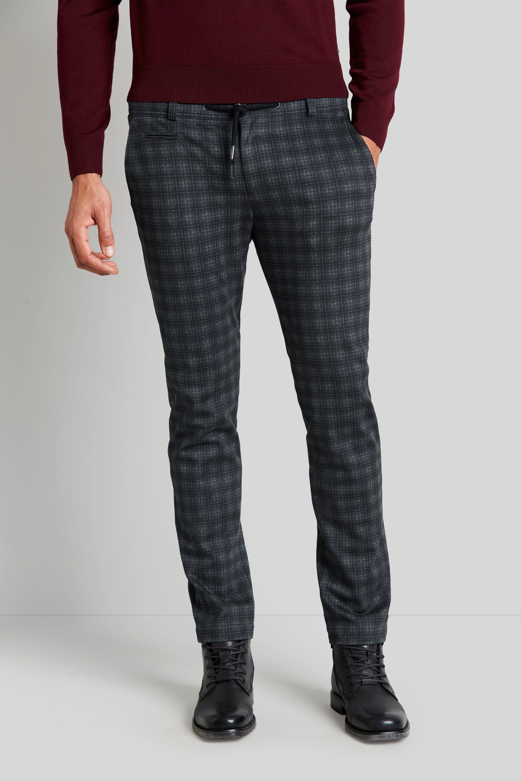 Bugatti Chino met meerkleurige ruitprints