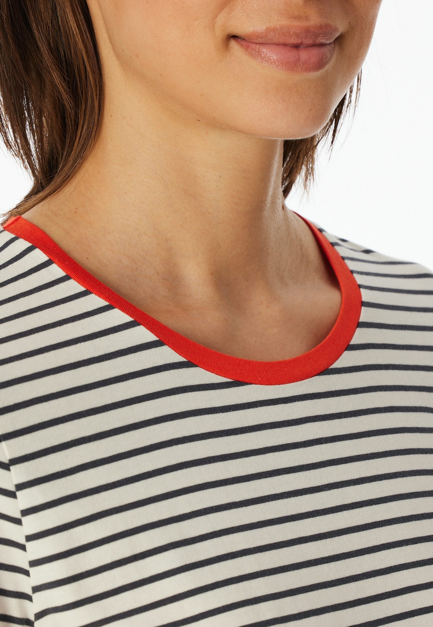 Schiesser Pyjama Casual Essentials met afgewerkte, ronde halsopening (2-delig)