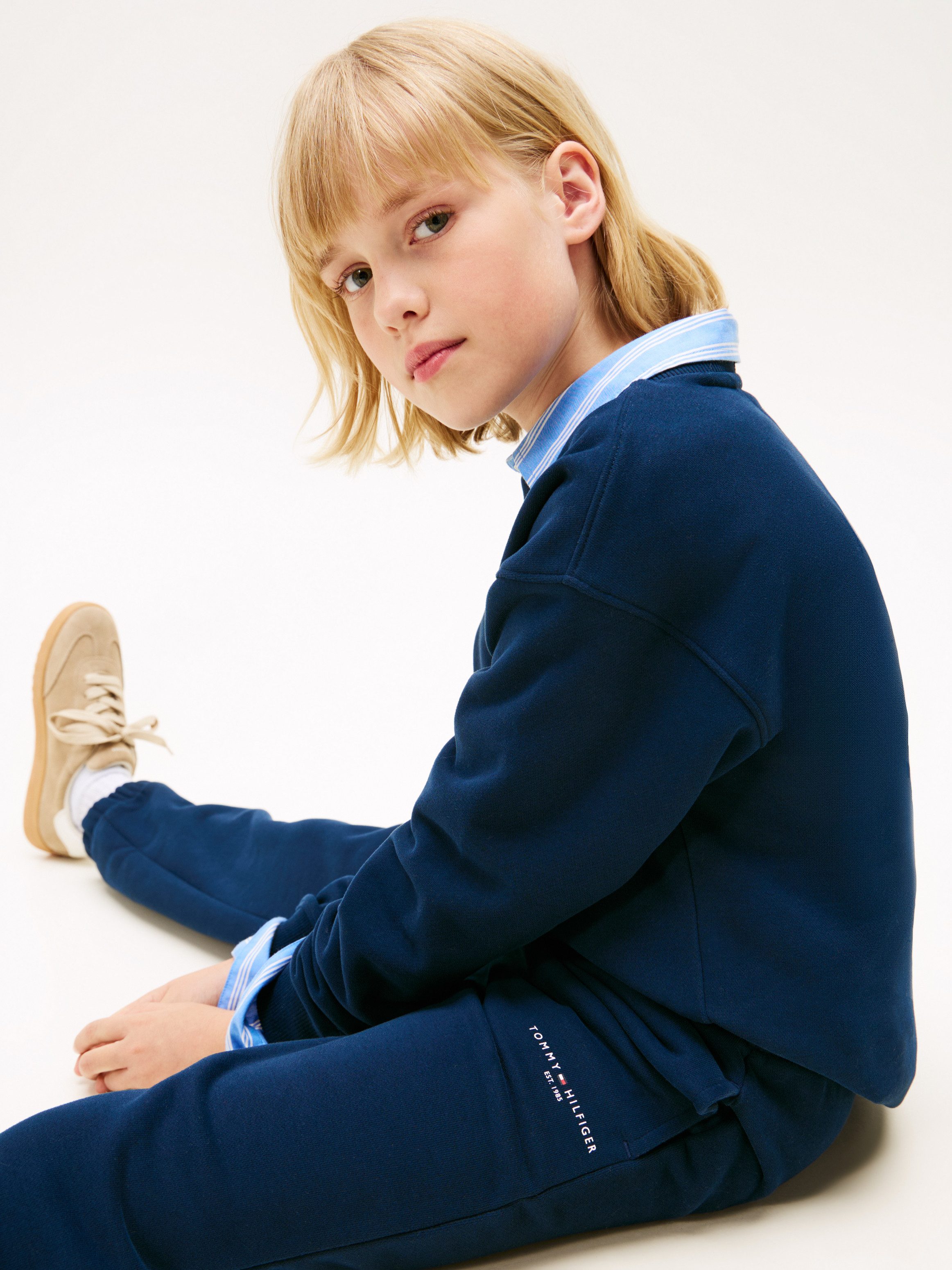 Tommy Hilfiger Shirt met lange mouwen en broek MINI CORP C-NECK SWEATSHIRT SET (2-delig)