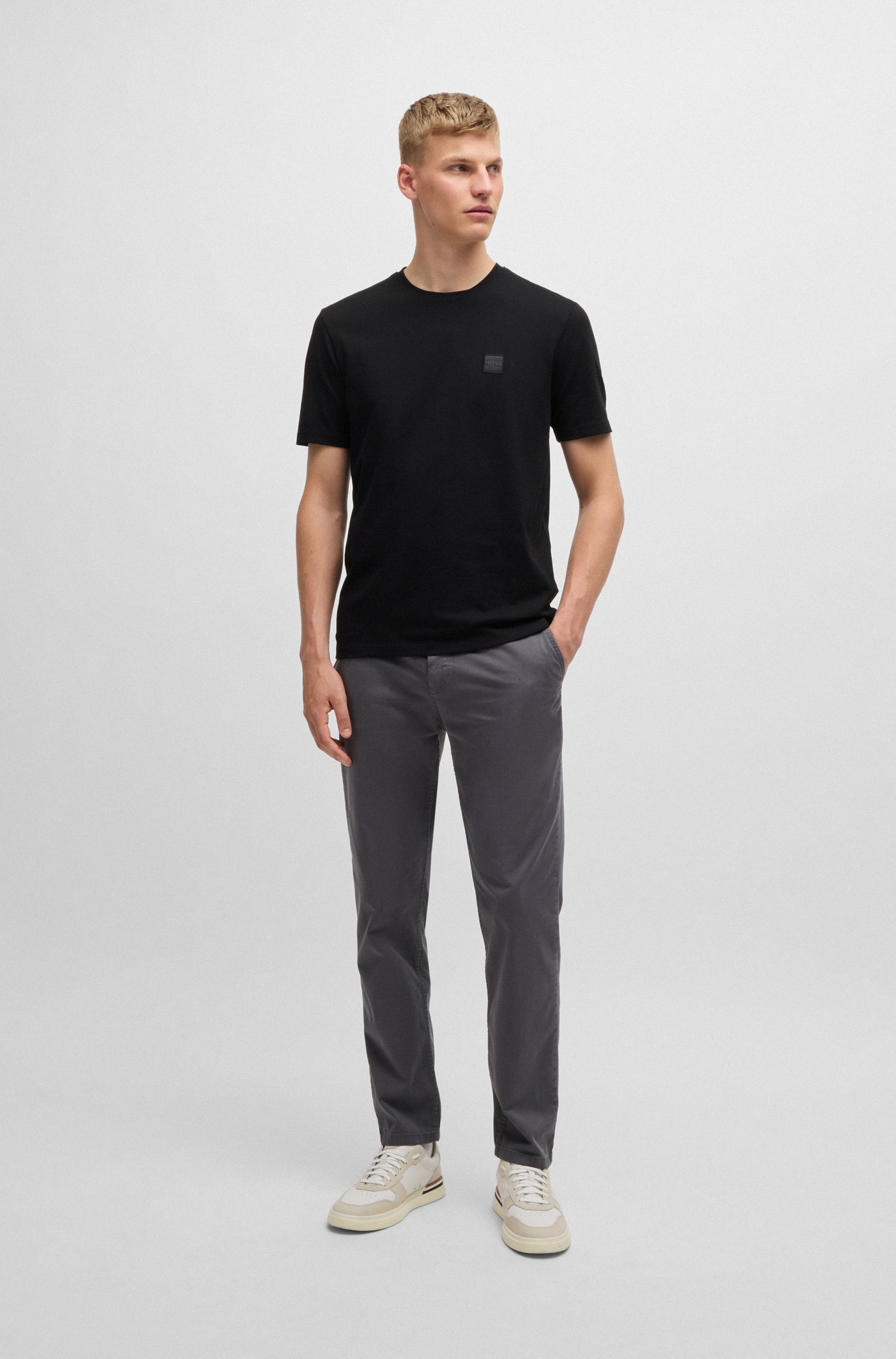 Boss Orange T-shirt Tales met boss-borduursel op de borst