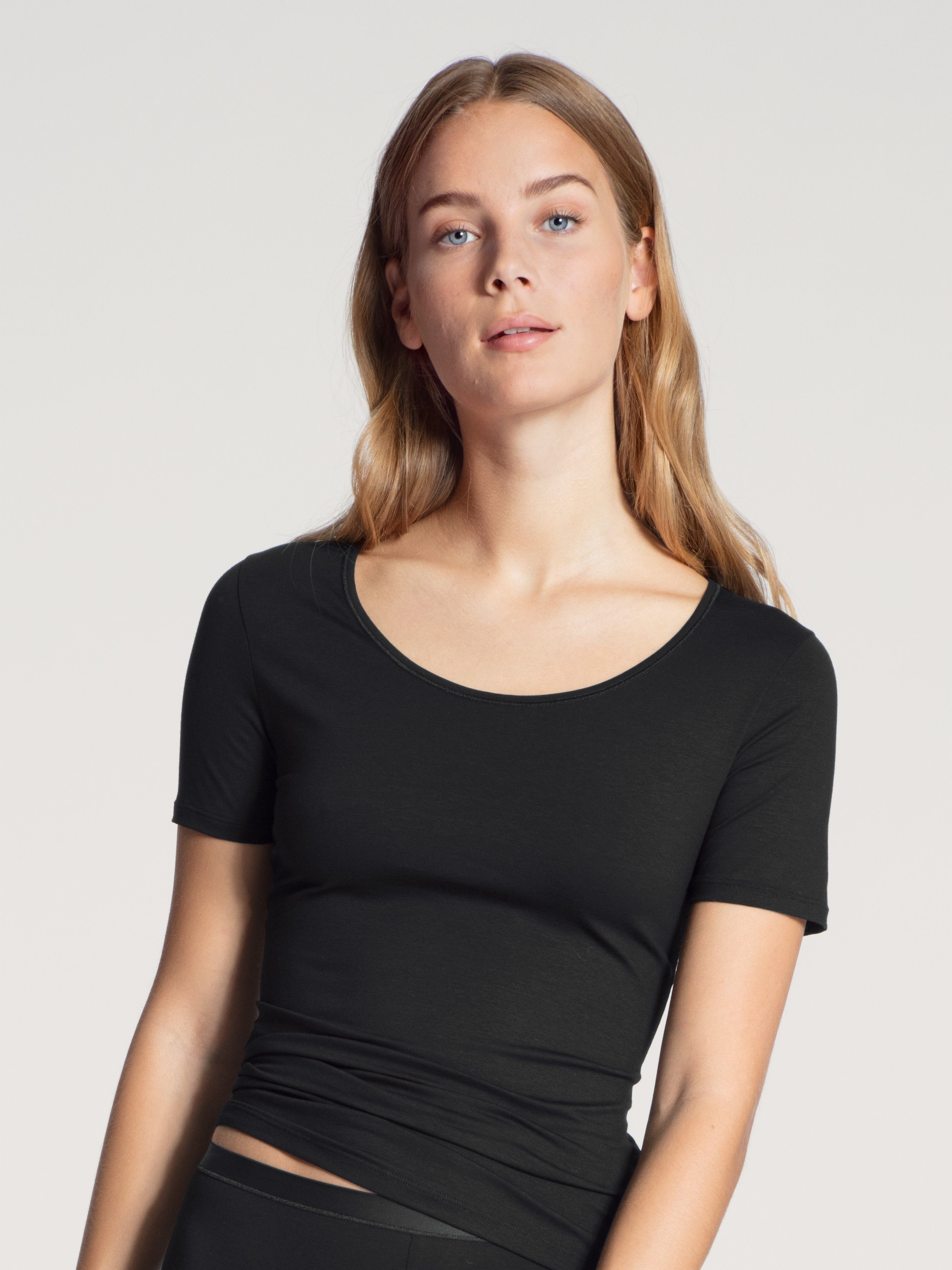 CALIDA Hemd Natural Comfort met ronde hals en verminderde pillingvorming dames armloze tops maat M (44/46) zwart